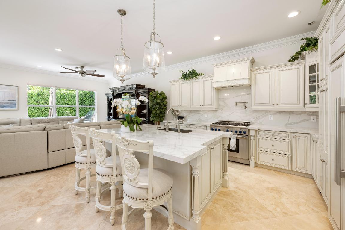 BOCA HARBOUR - Residential