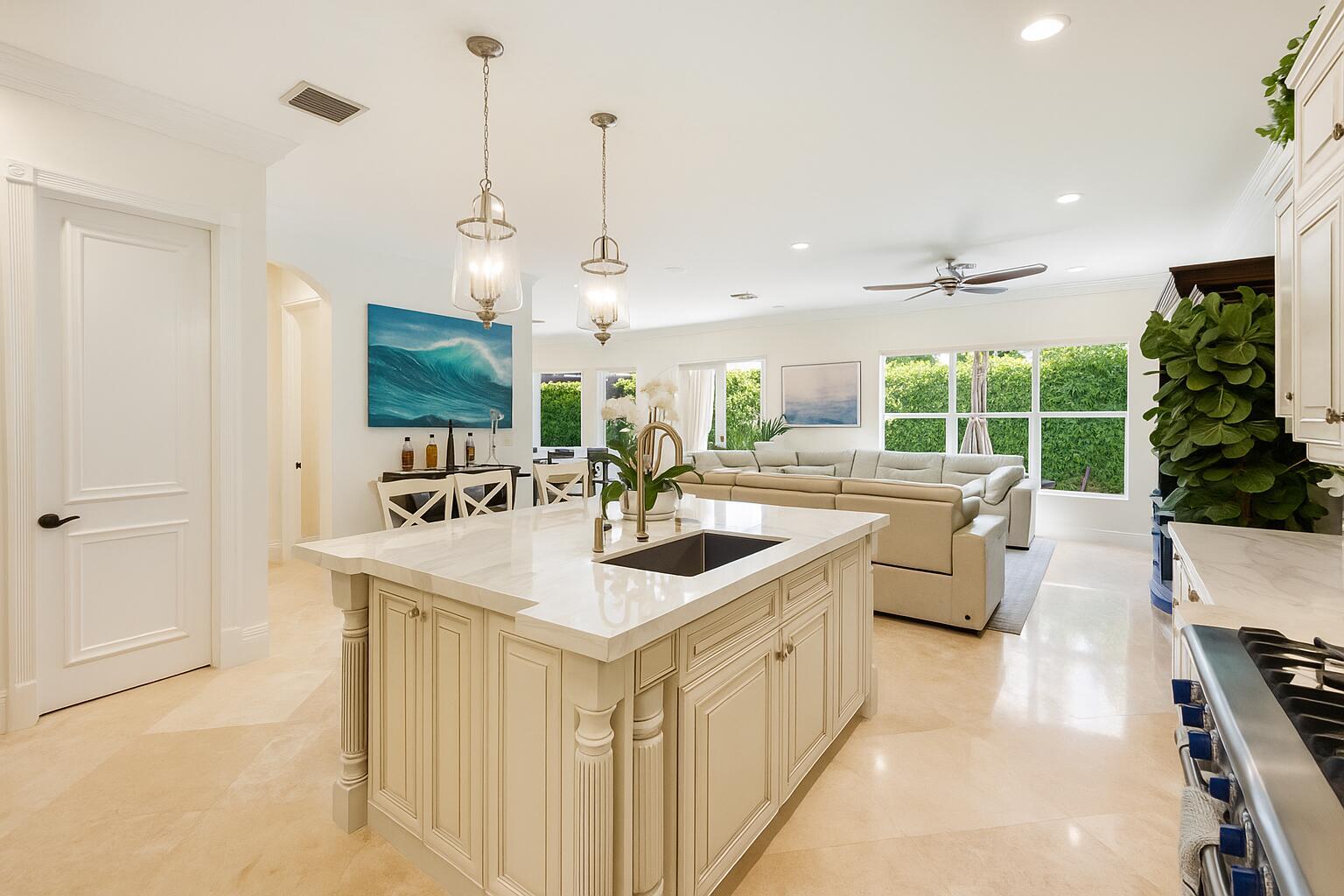 BOCA HARBOUR - Residential