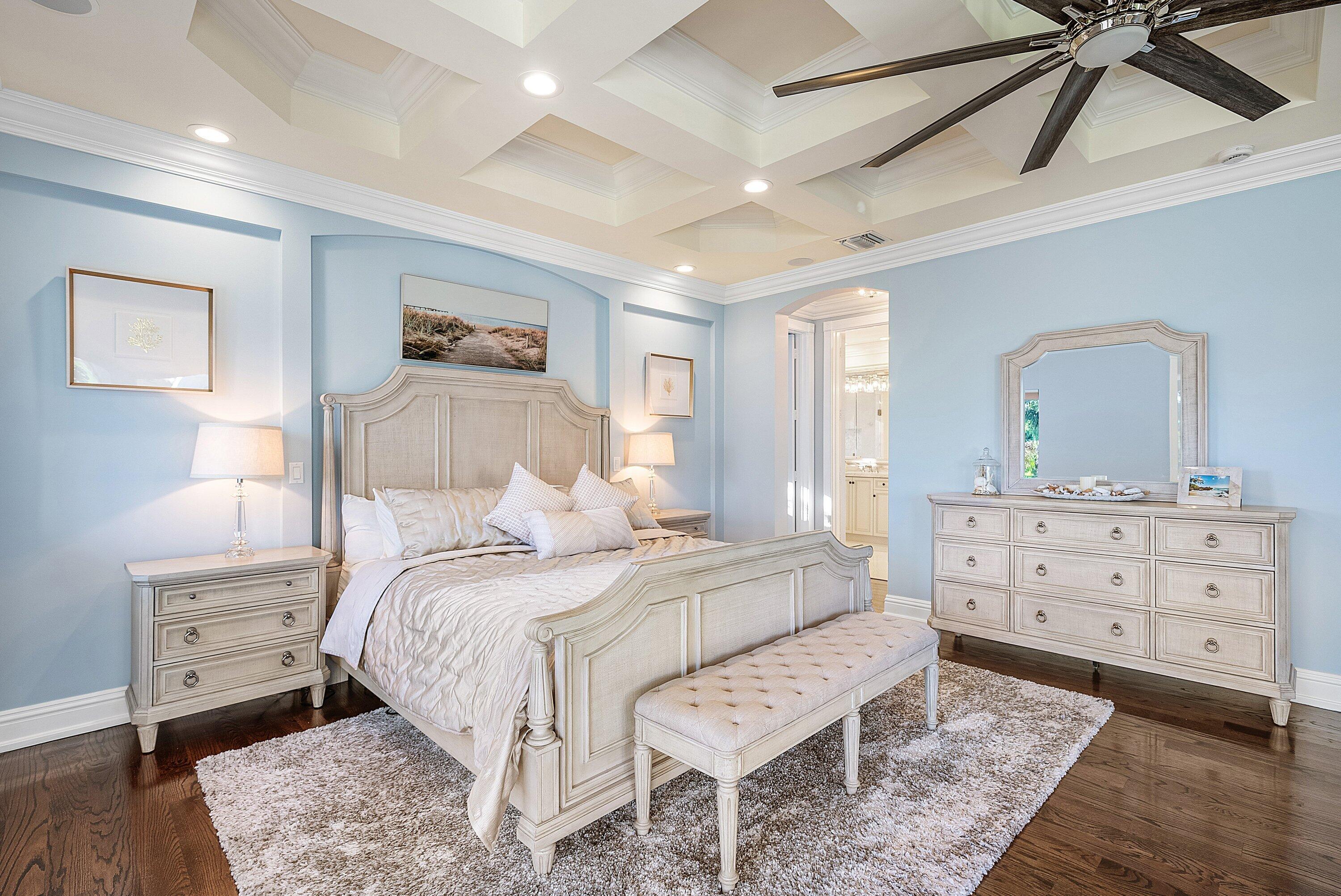 BOCA HARBOUR - Residential