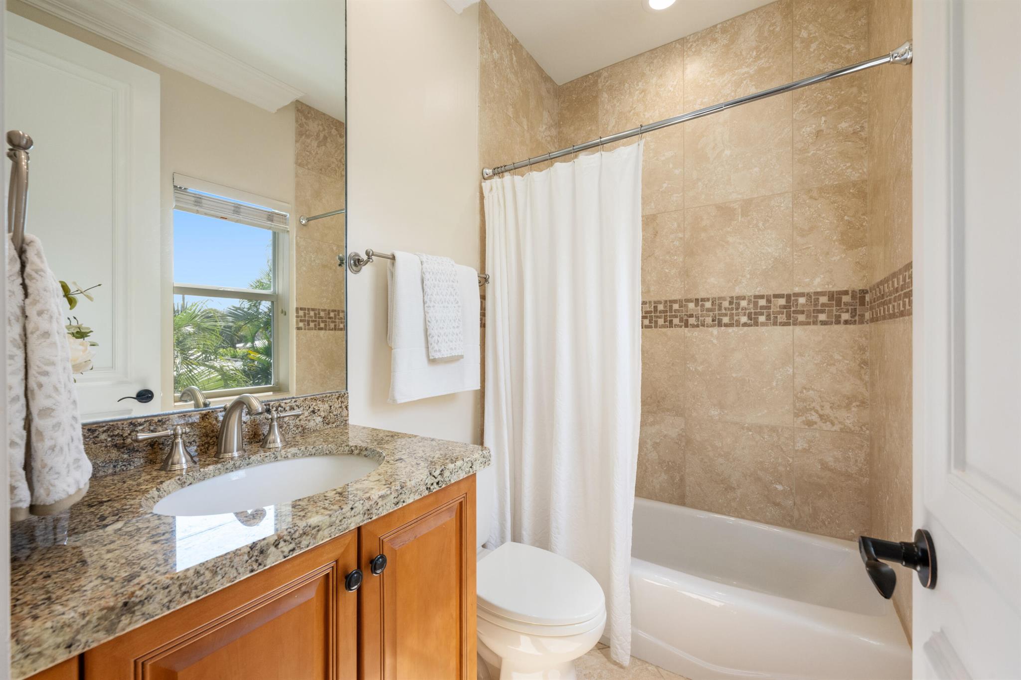 BOCA HARBOUR - Residential