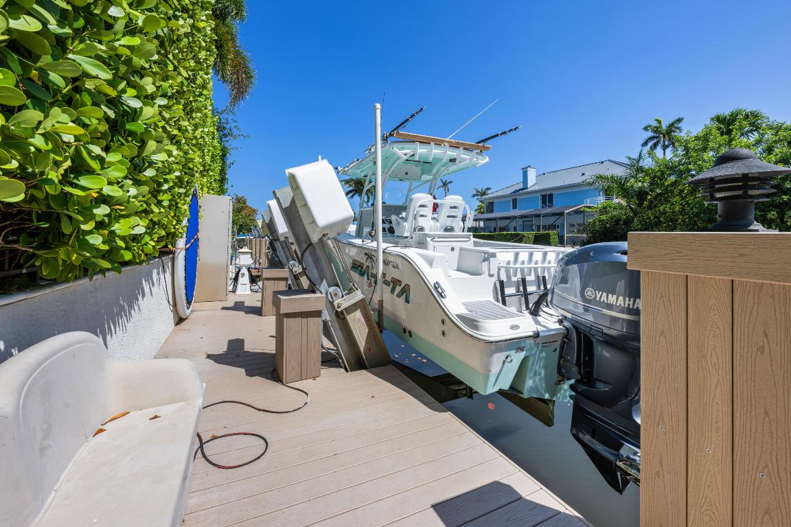 BOCA HARBOUR - Residential