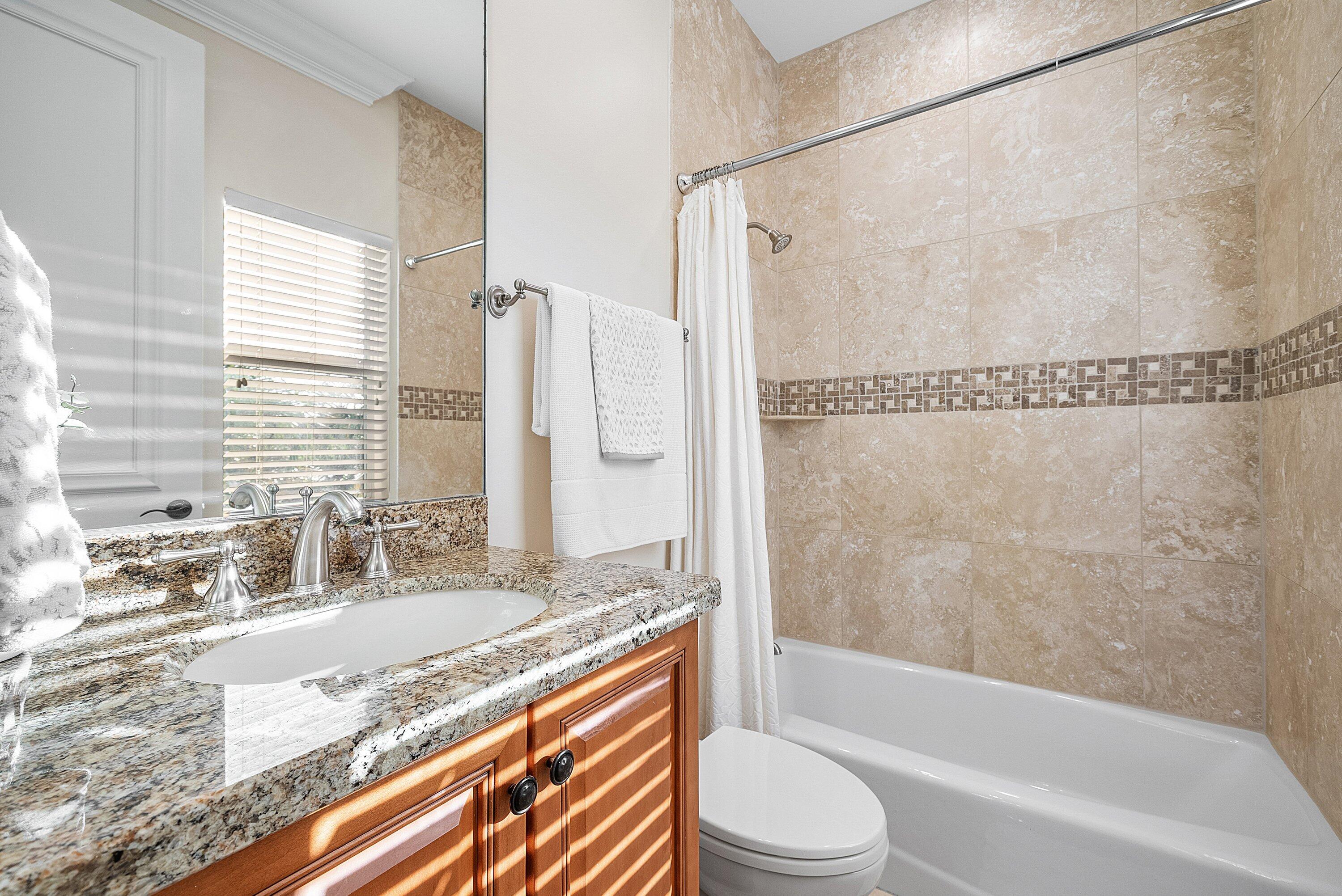 BOCA HARBOUR - Residential