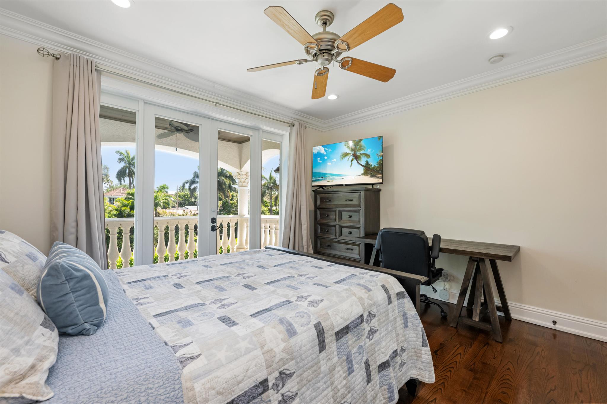 BOCA HARBOUR - Residential