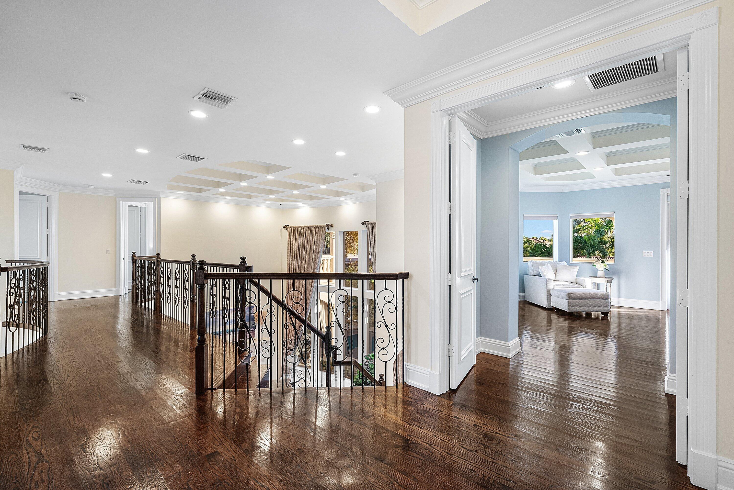 BOCA HARBOUR - Residential