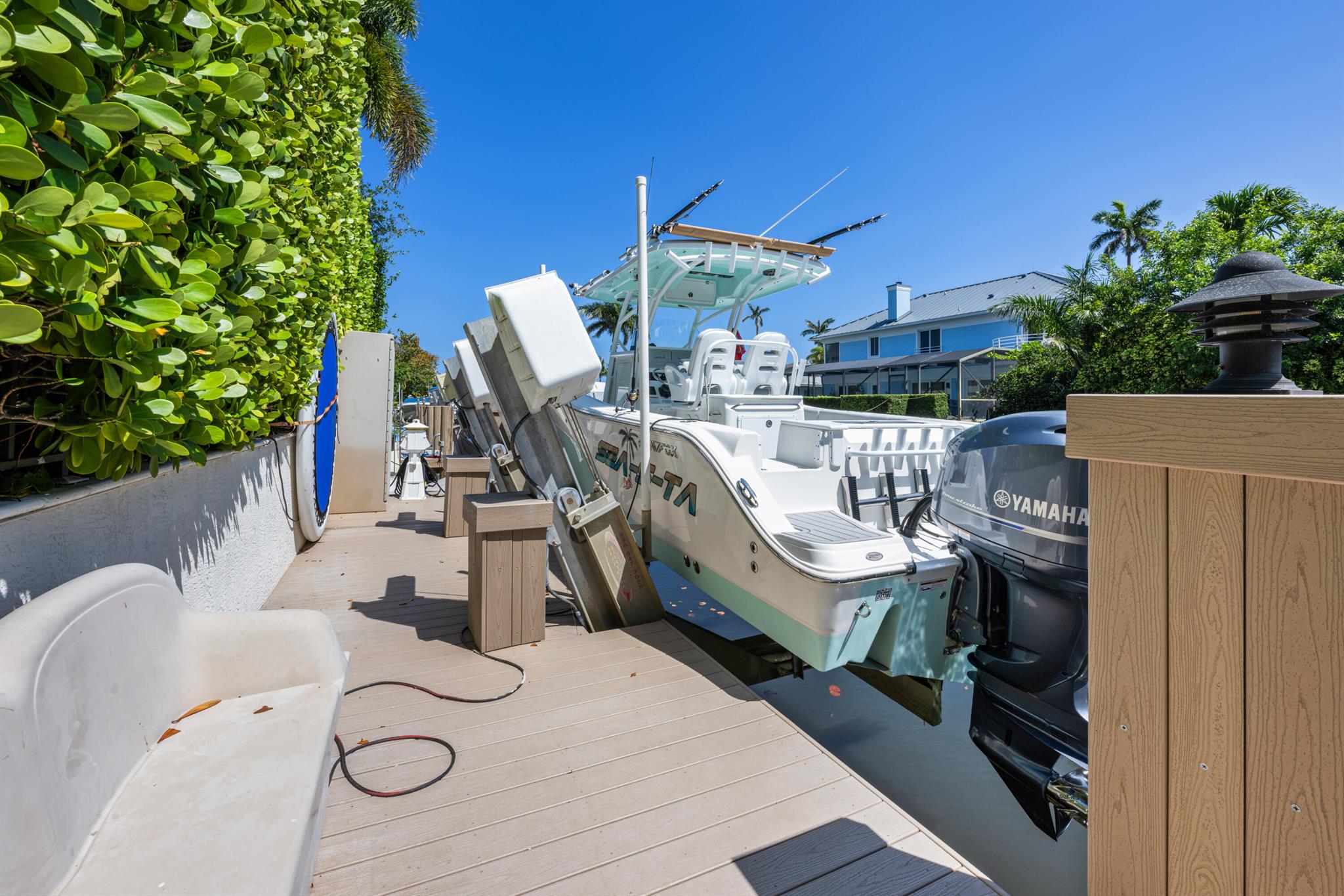 BOCA HARBOUR - Residential