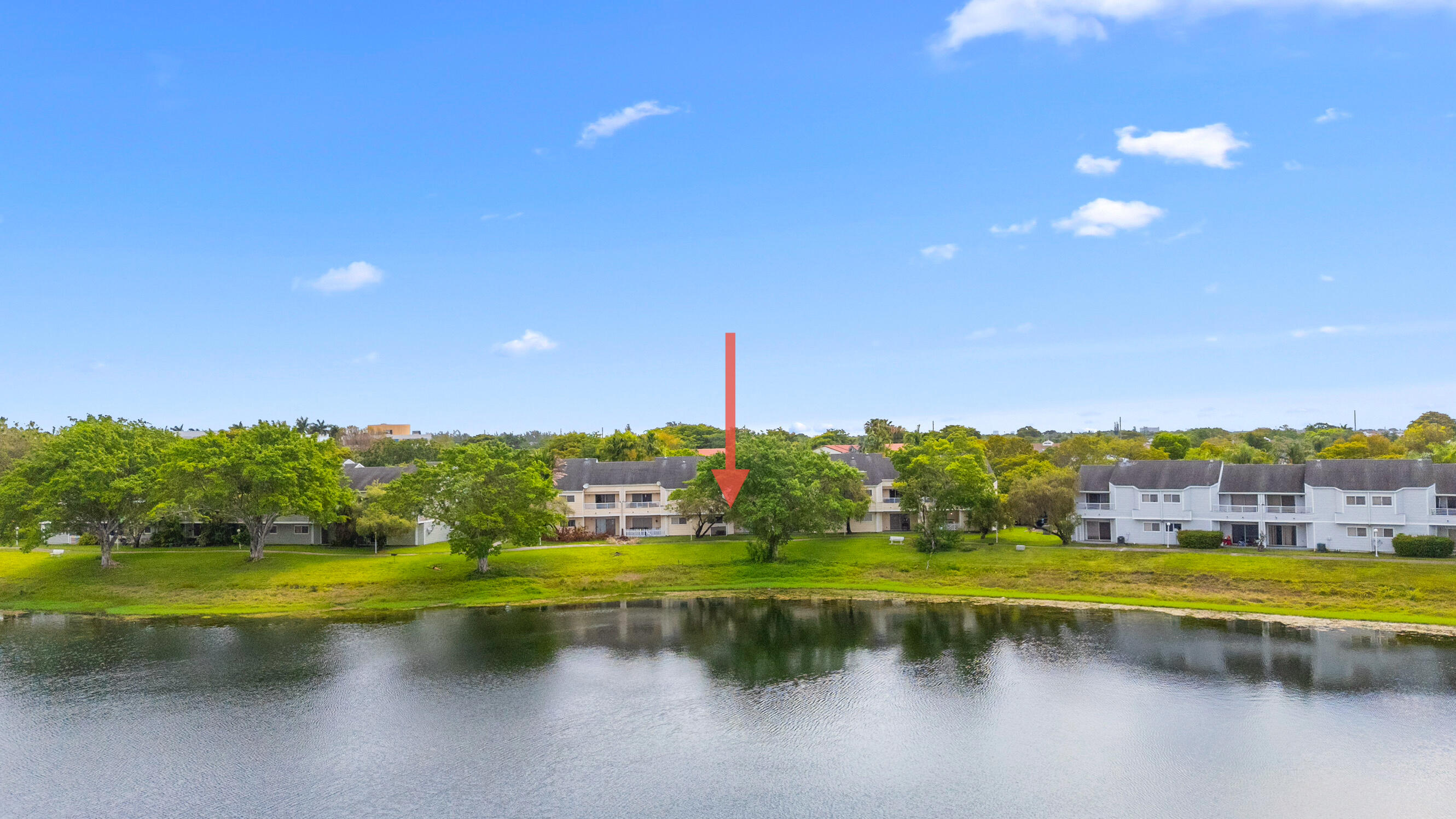 SUMMER LAKE - Residential
