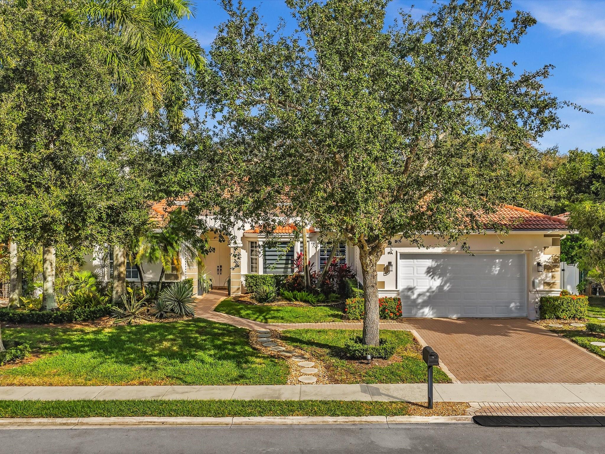 Pasadena At Pembroke Shore - Residential