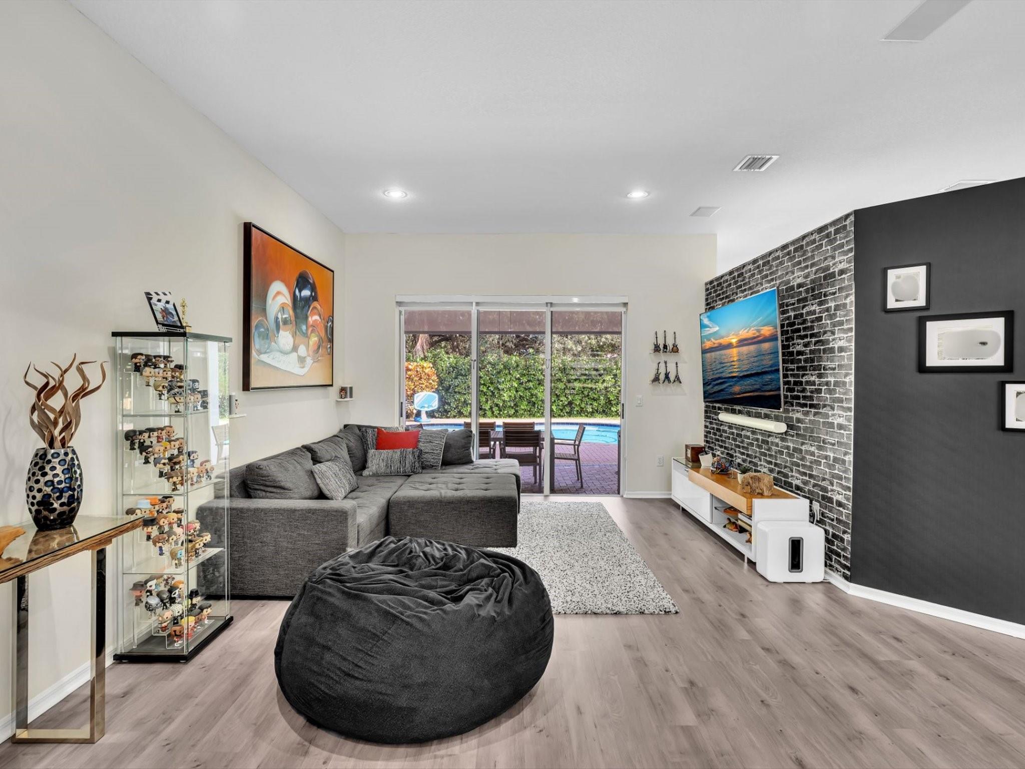 Pasadena At Pembroke Shore - Residential