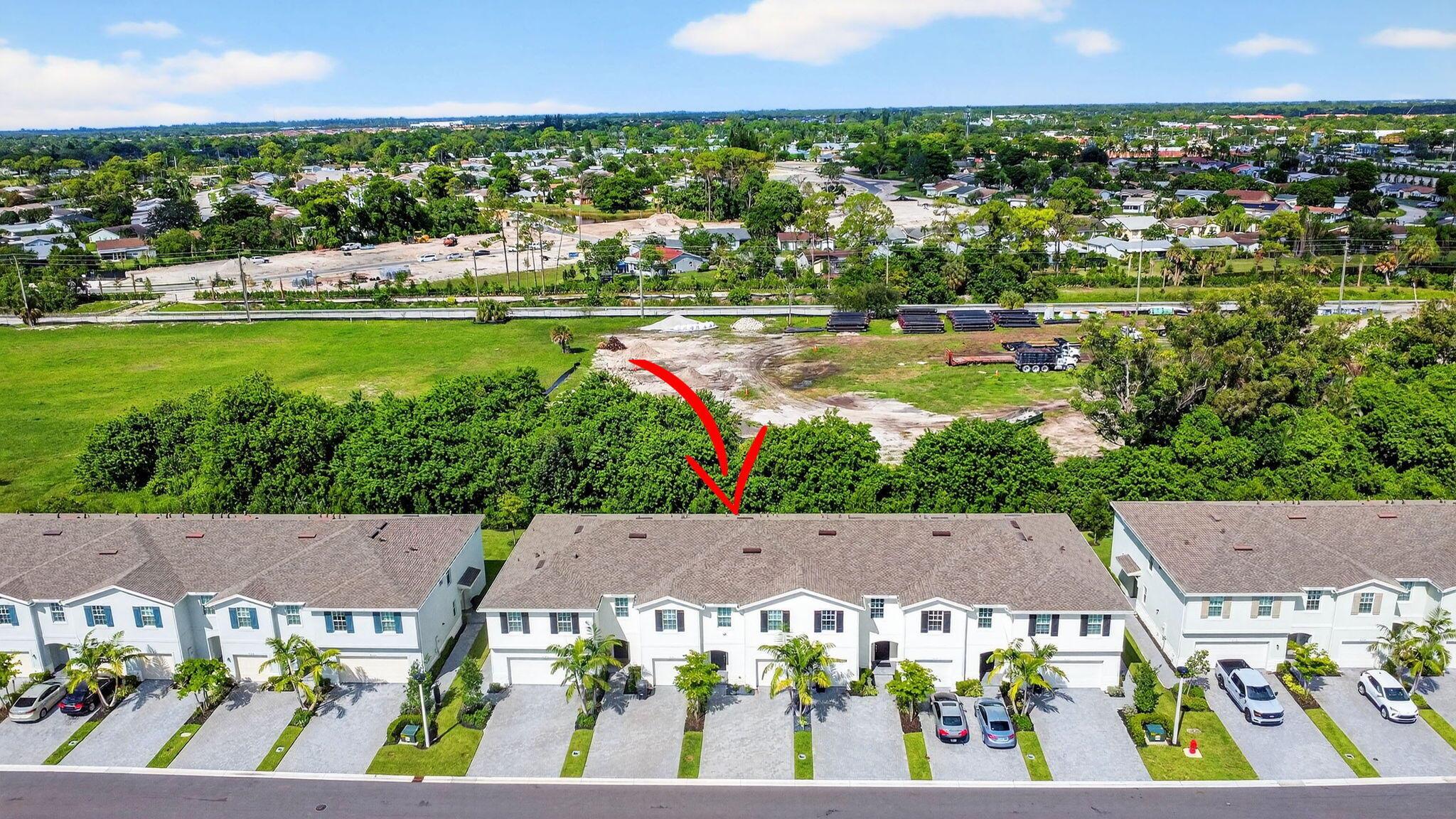 LAKESHORE AT THE FOUNTAIN - Residential
