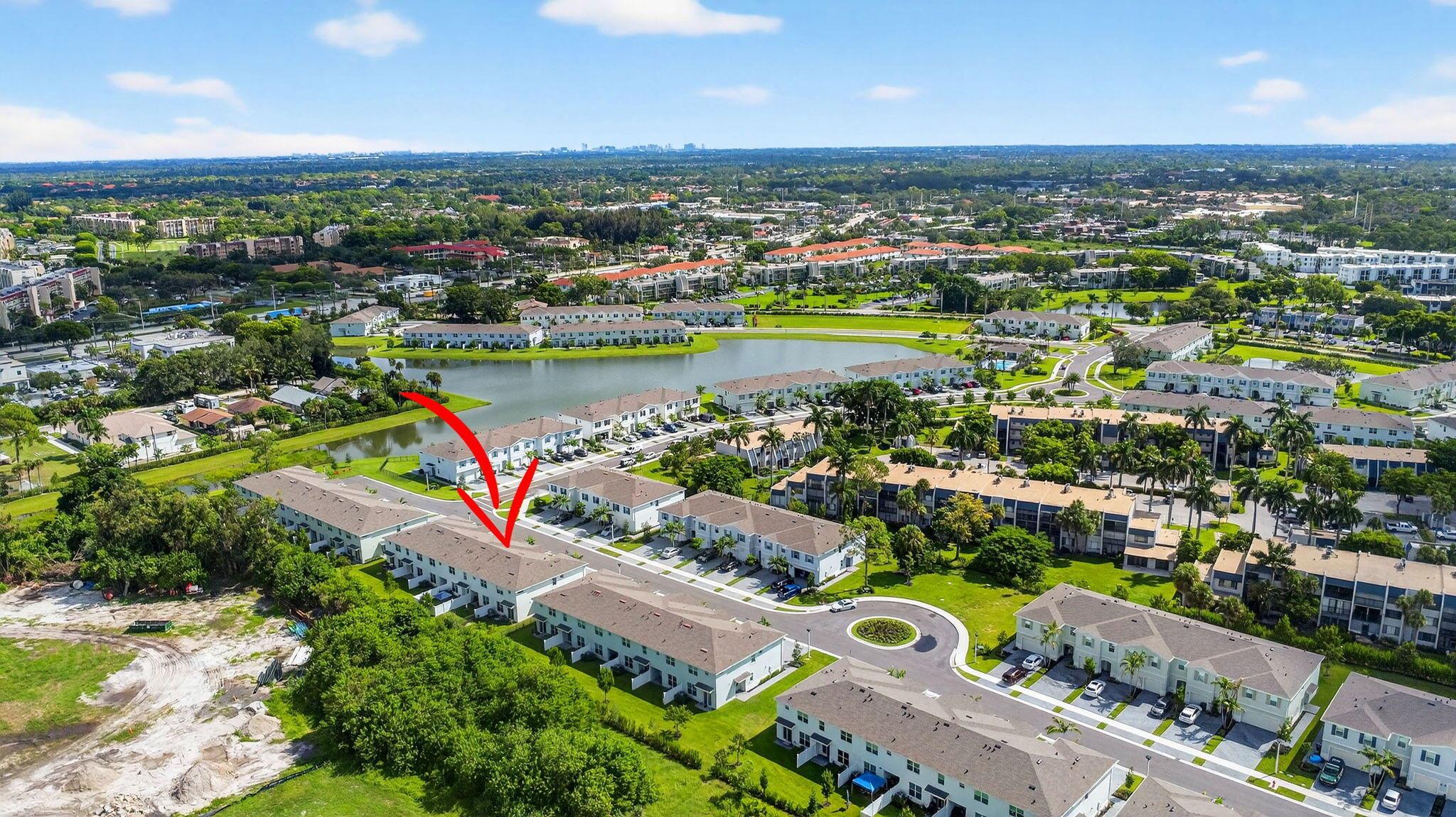 LAKESHORE AT THE FOUNTAIN - Residential