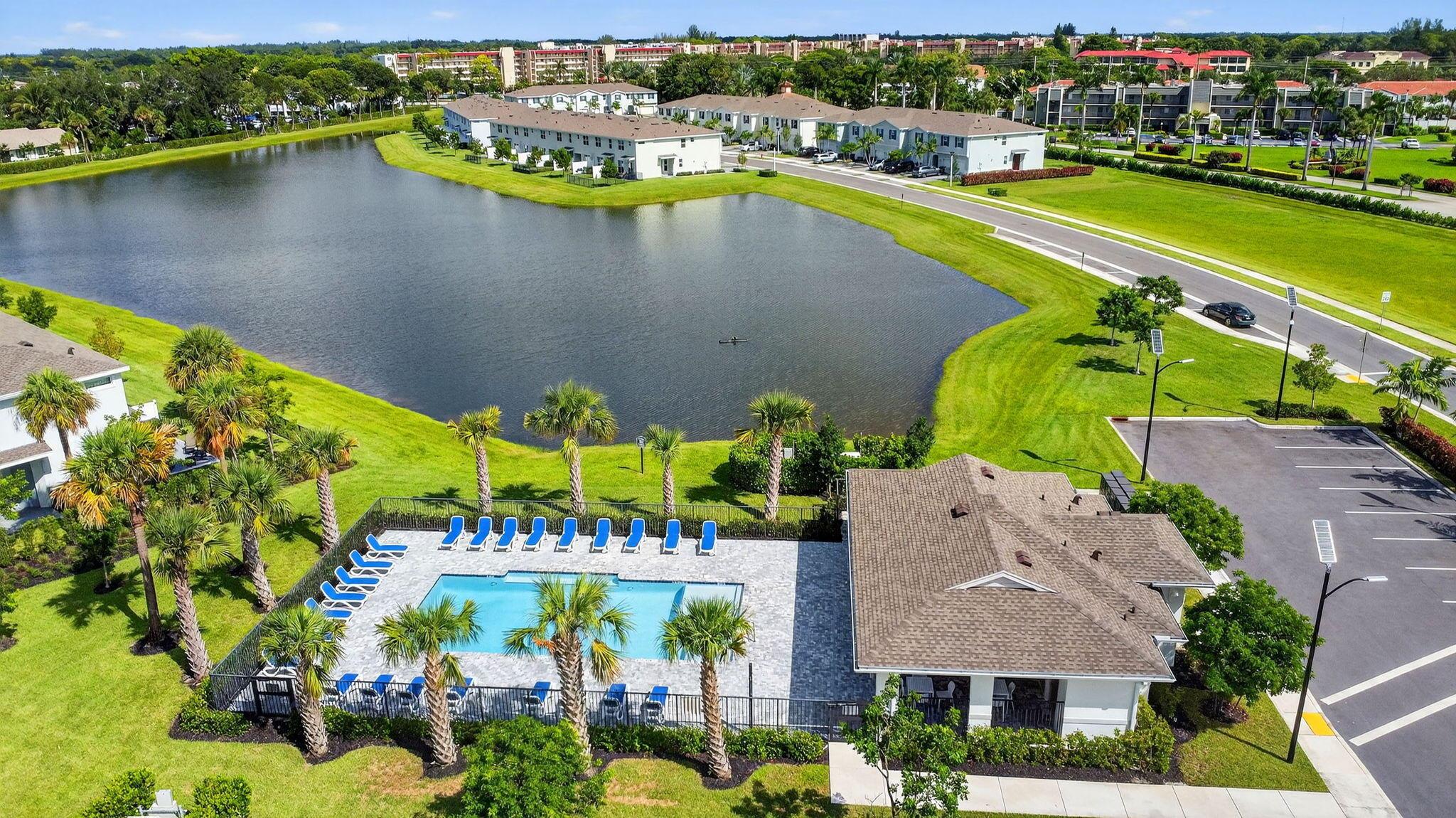 LAKESHORE AT THE FOUNTAIN - Residential