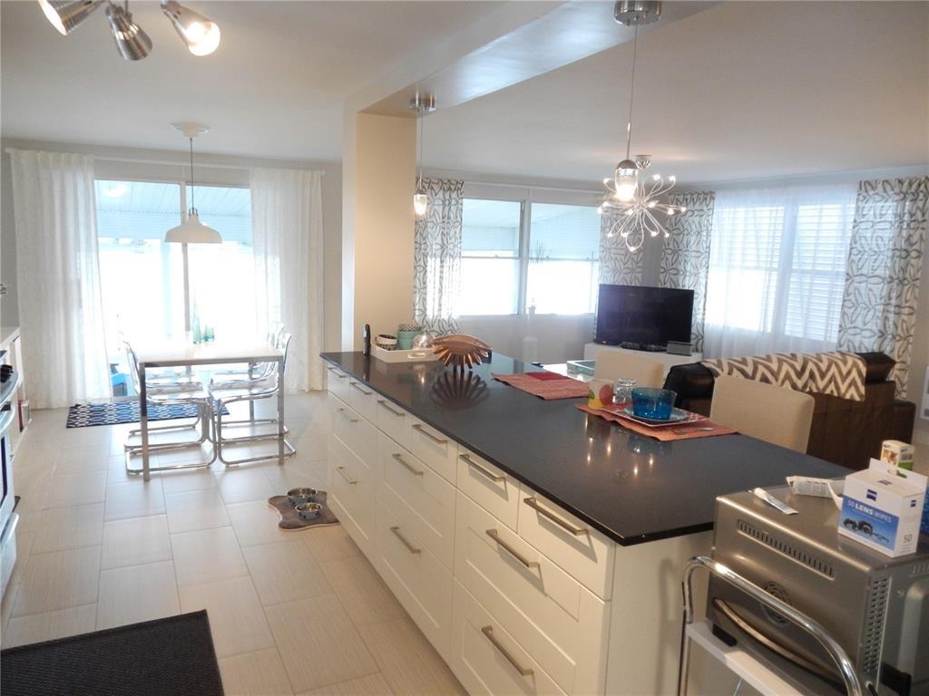 Ravenswood Estates & Mari - Residential