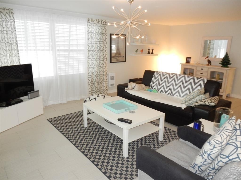 Ravenswood Estates & Mari - Residential