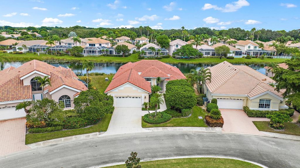 Photo of 513 Eagleton Cove Trace, Palm Beach Gardens, FL 33418 (MLS # R10925002)