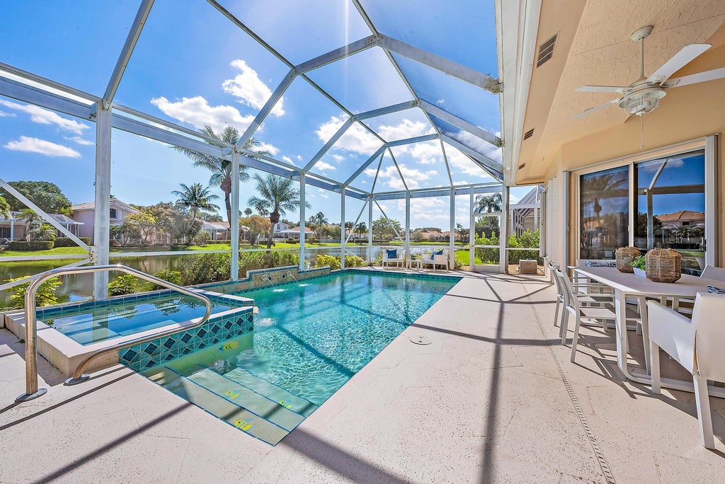 Photo of 513 Eagleton Cove Trace, Palm Beach Gardens, FL 33418 (MLS # R10925002)
