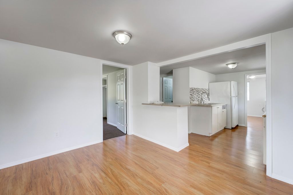 Photo of 3403 Avenue G, Fort Pierce, FL 34947 (MLS # R10958721)