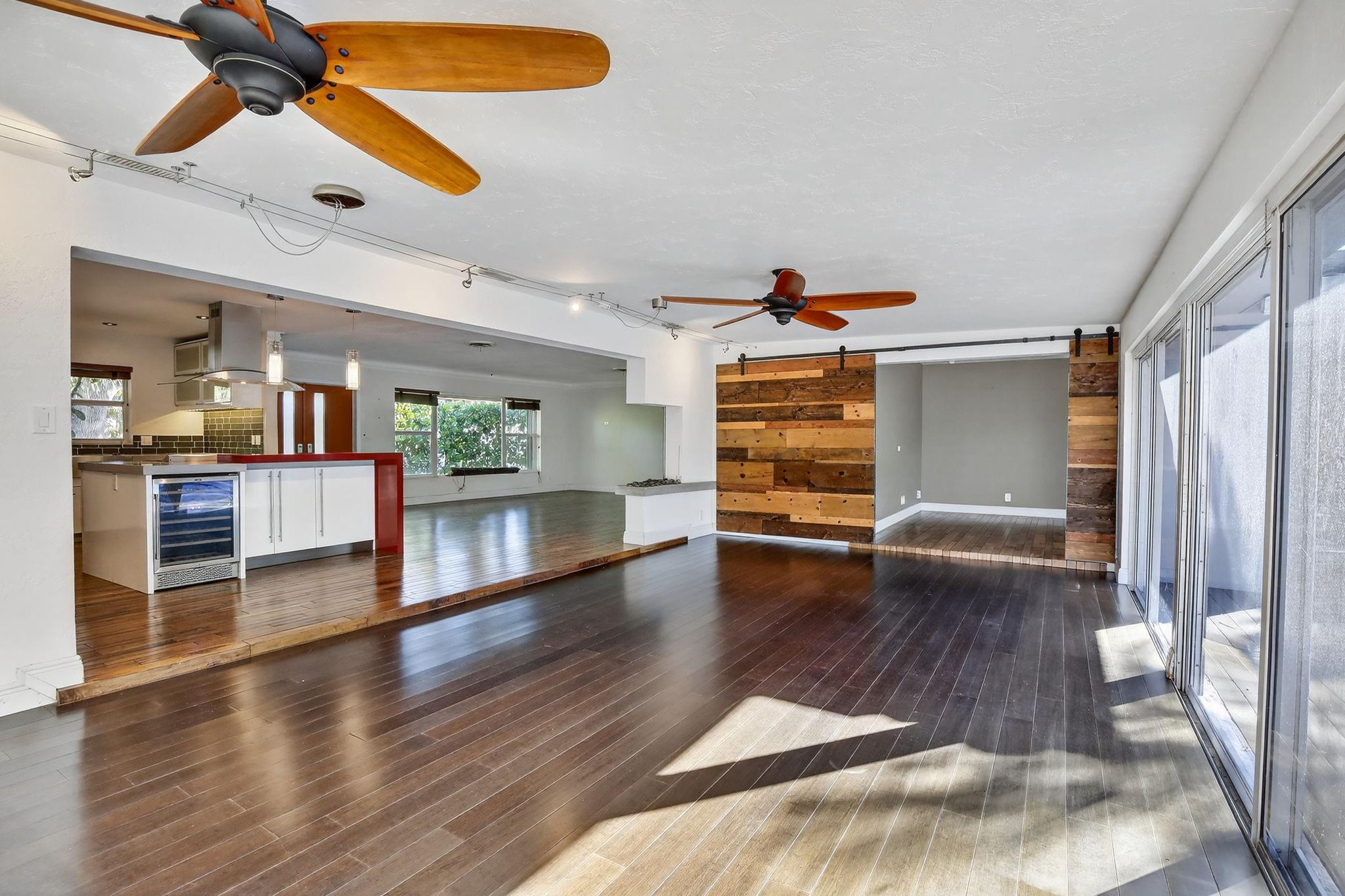 CORAL RIDGE - Residential Lease