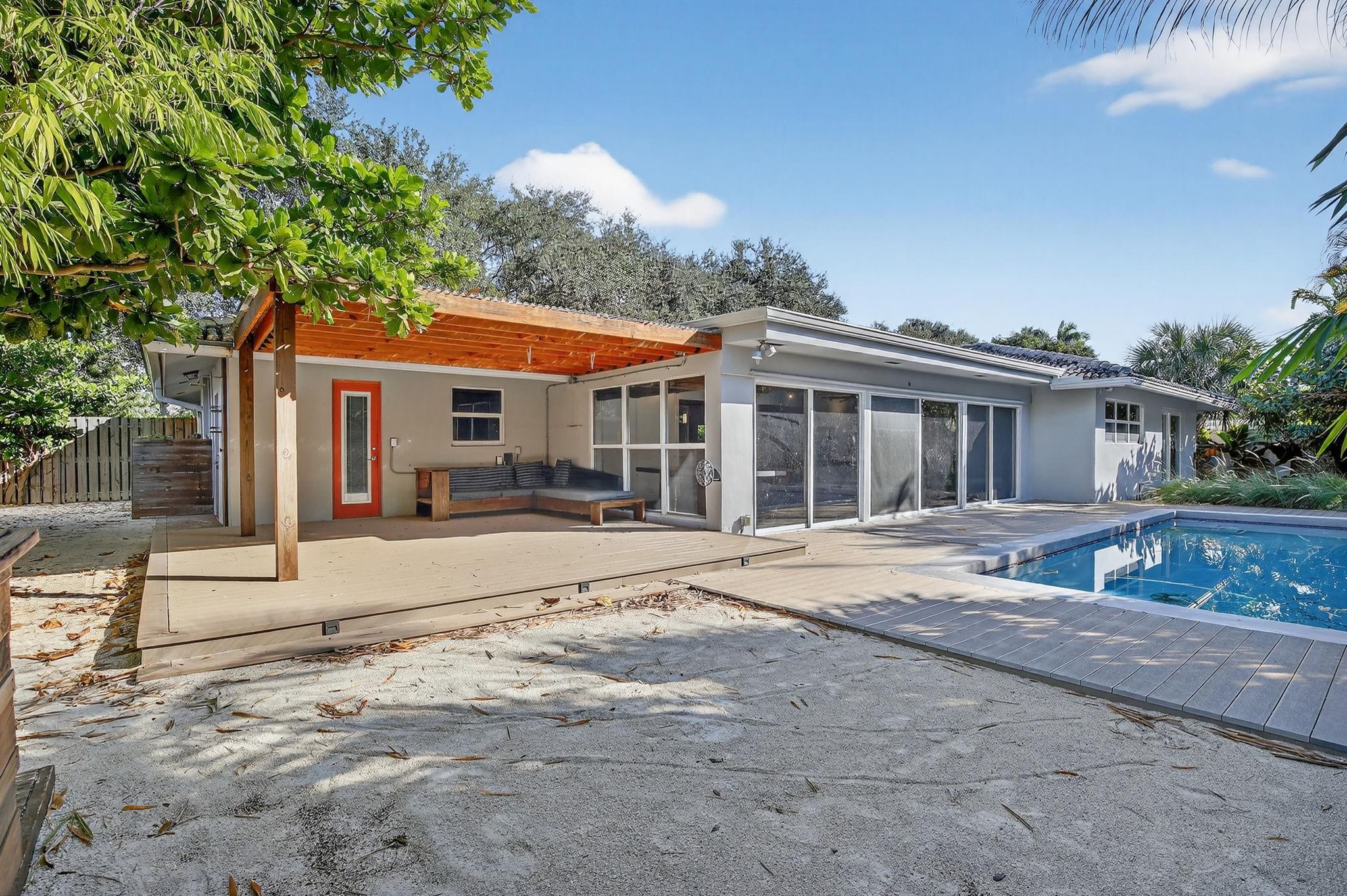 CORAL RIDGE - Residential Lease