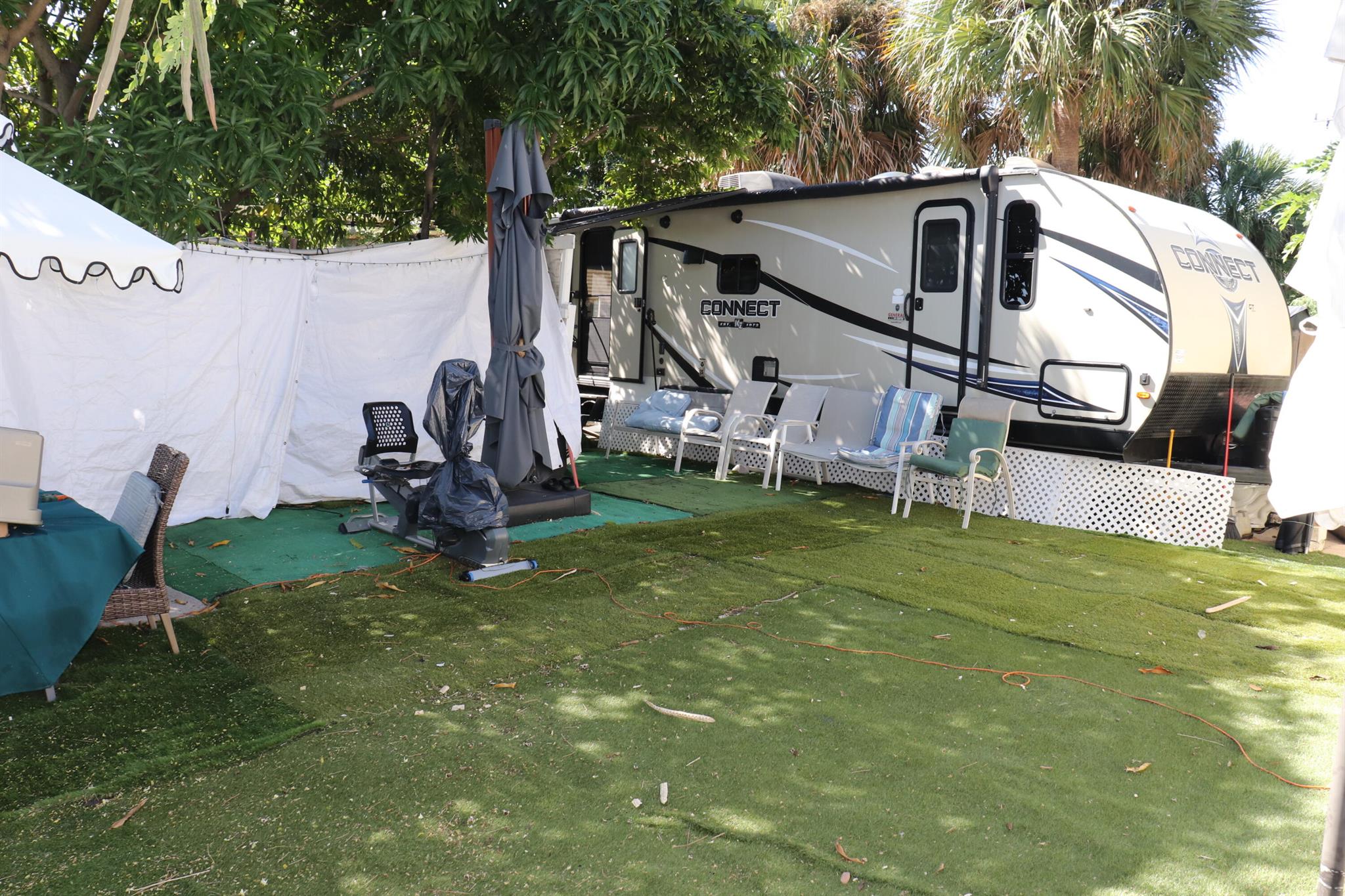 FRESHWATER 11TH & 12TH AV - Residential