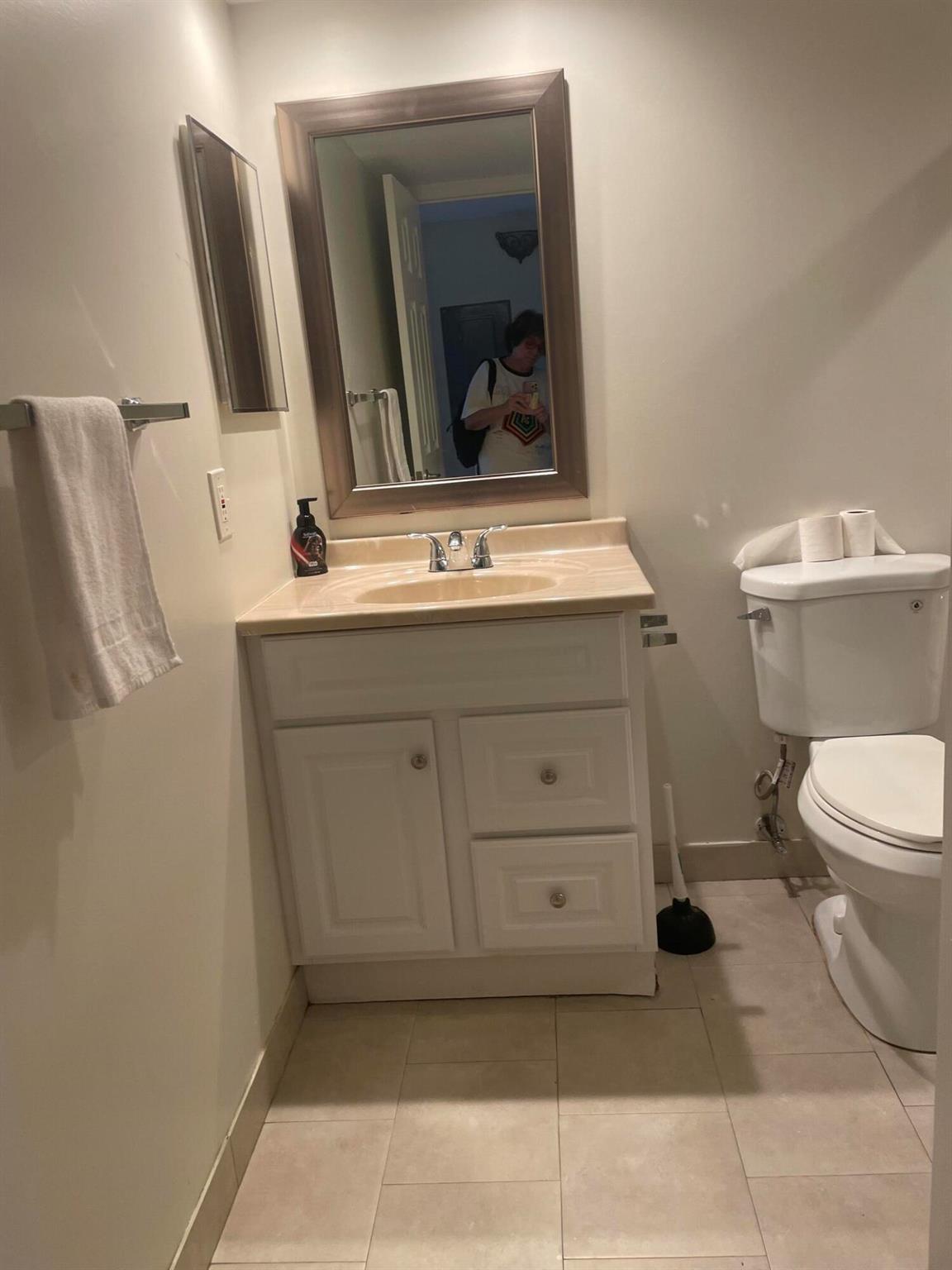 KINGS POINT PIEDMONT COND - Residential Lease