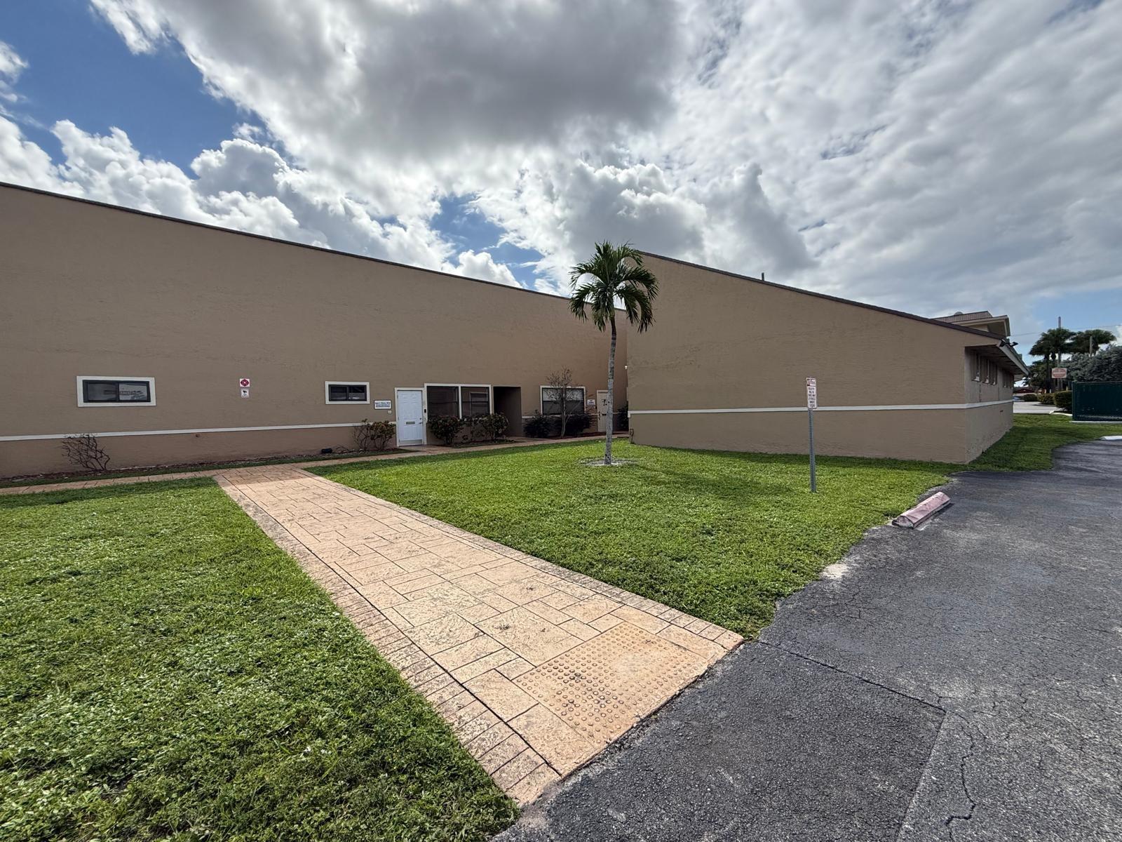 Beautiful office for lease in the heart of Margate off of the high traffic intersection of Atlantic Blvd just East of SR7. This space boasts 6 Private offices, a reception area, an open work area, kitchenette/break room and 2 private restrooms. Floor plan attached.
