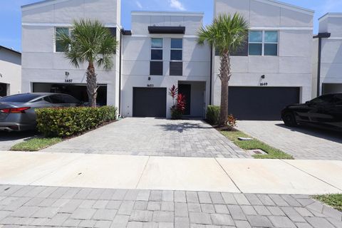 1653 Lindley Street Mangonia Park FL 33407