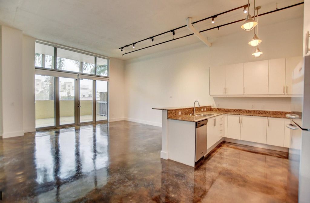Photo of 180 NE 4th Avenue #207, Delray Beach, FL 33483 (MLS # R11105107)