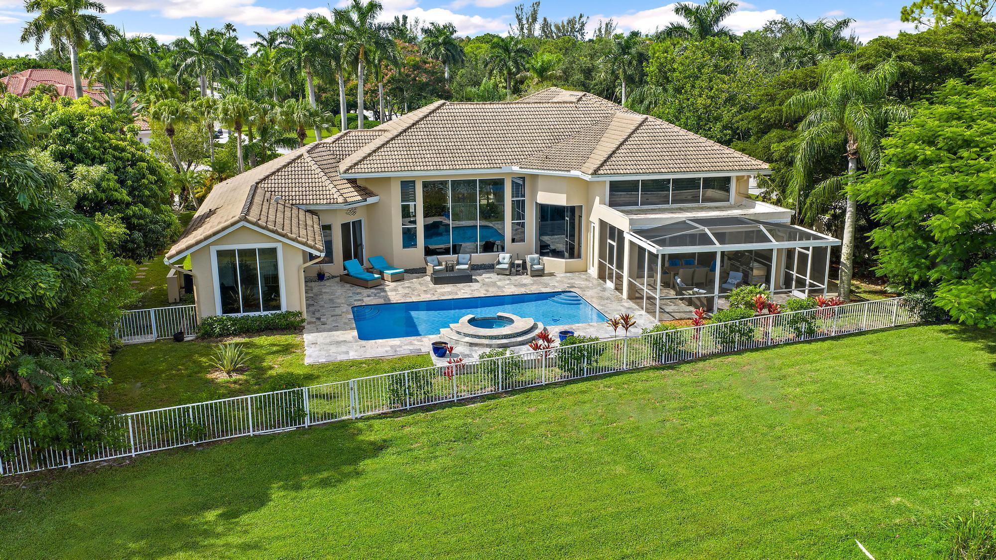 IBIS GOLF AND COUNTRY CLU - Residential