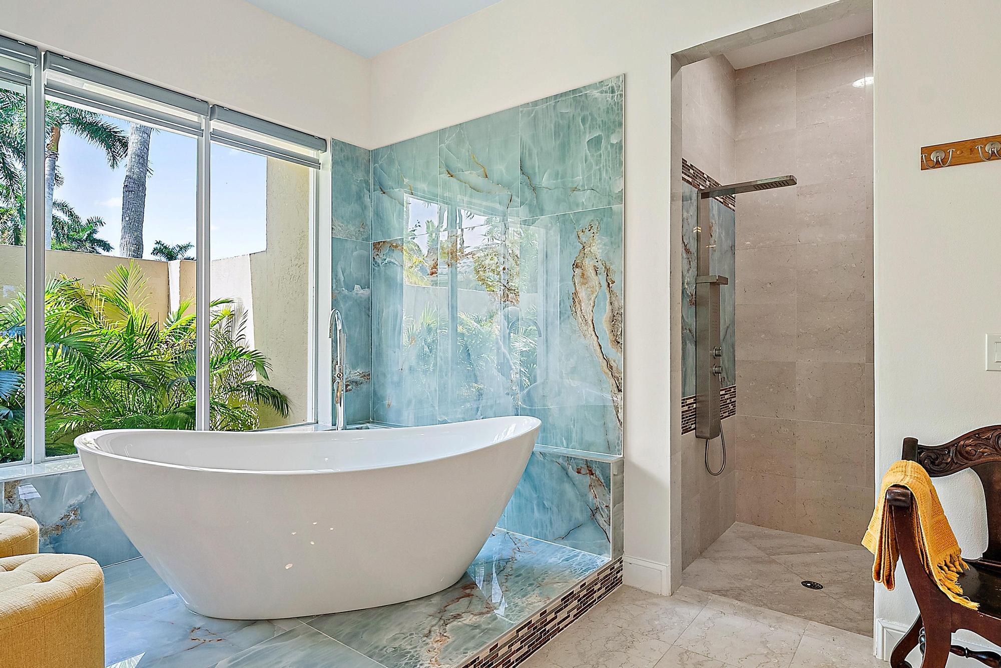 IBIS GOLF AND COUNTRY CLU - Residential