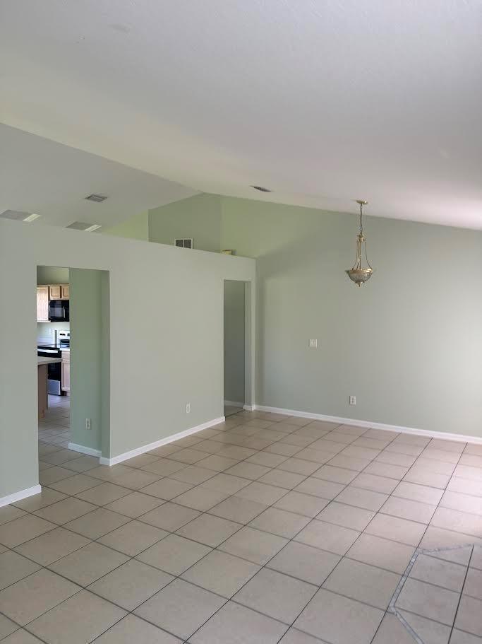 PORT ST LUCIE SECTION 21 - Residential Lease