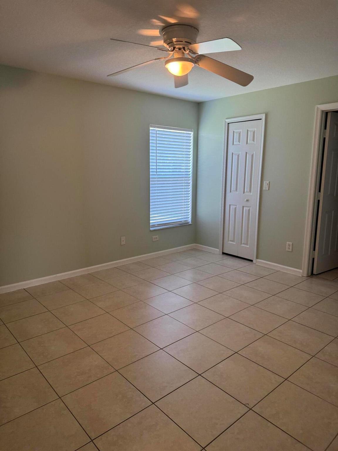 PORT ST LUCIE SECTION 21 - Residential Lease