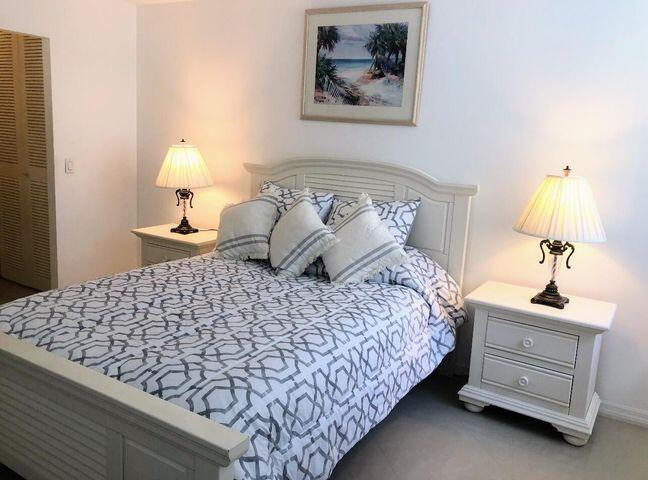 MAYAN TOWERS - Residential