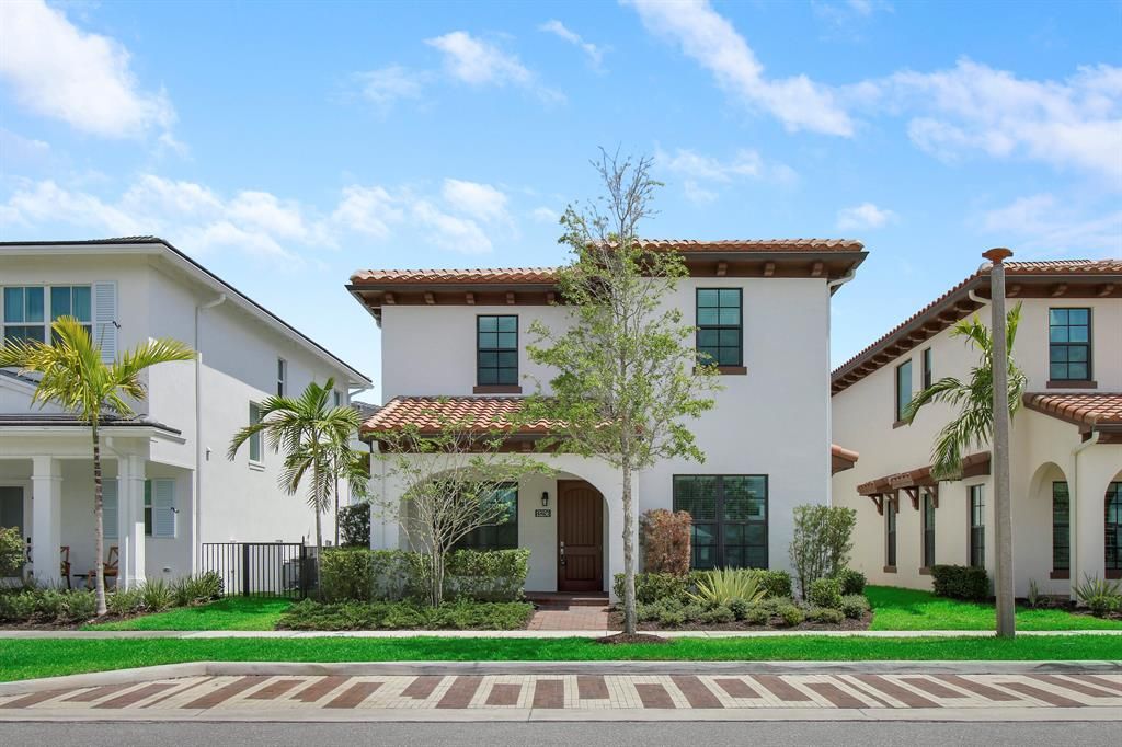 Photo of 13256 Machiavelli Way, Palm Beach Gardens, FL 33418 (MLS # R10866349)