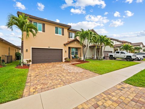 Photo of 6830 Langdon Way, Lake Worth, FL 33463 (MLS # R11160137)