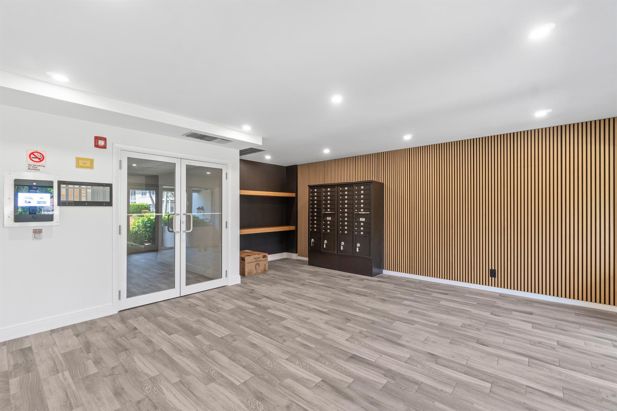 250 NE 20th Street 1220