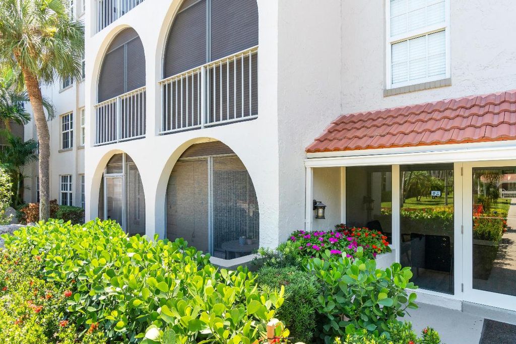 Photo of 250 NE 20th Street #1220, Boca Raton, FL 33431 (MLS # R11093788)