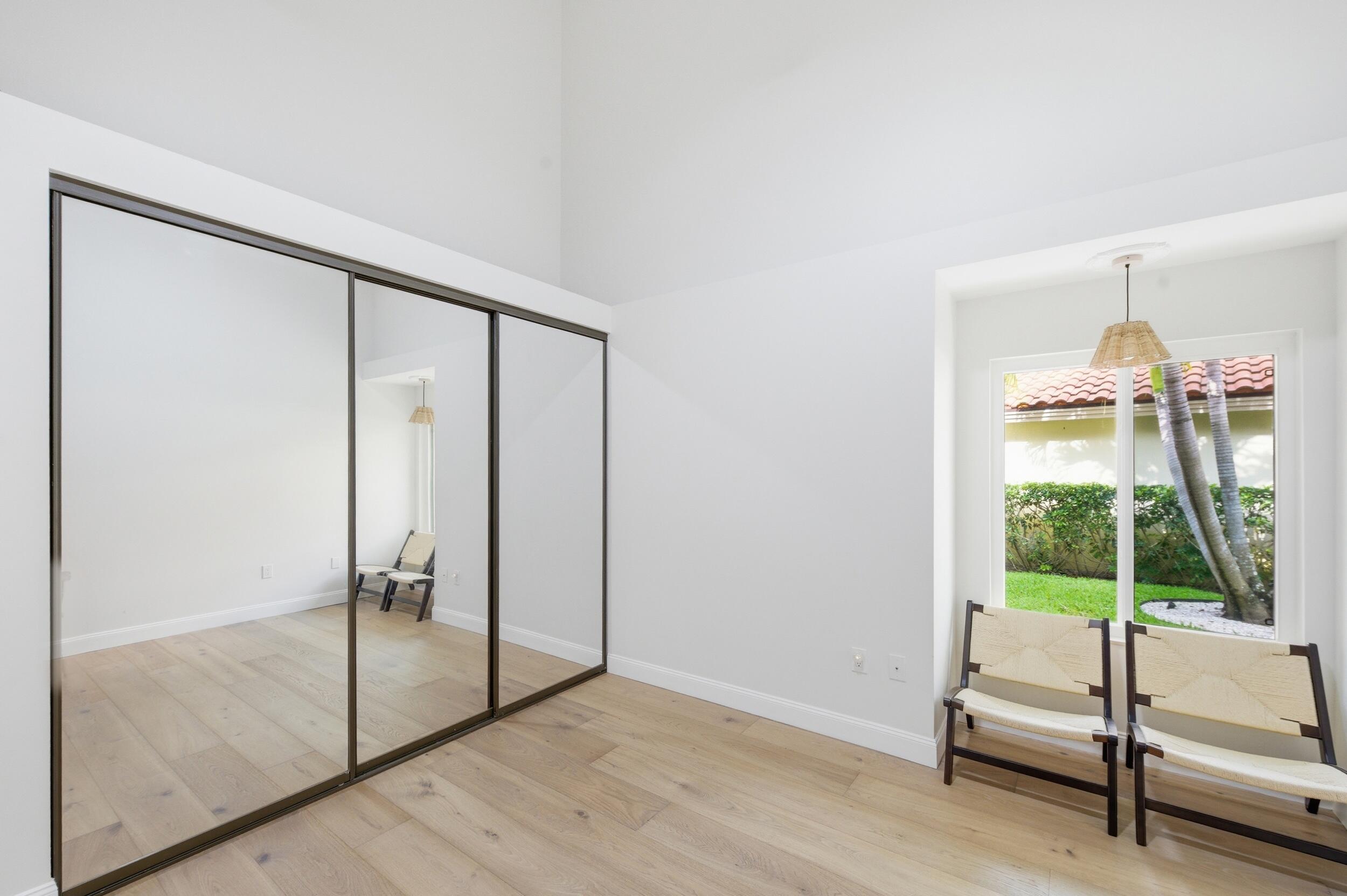 SARATOGA POINTE - Residential