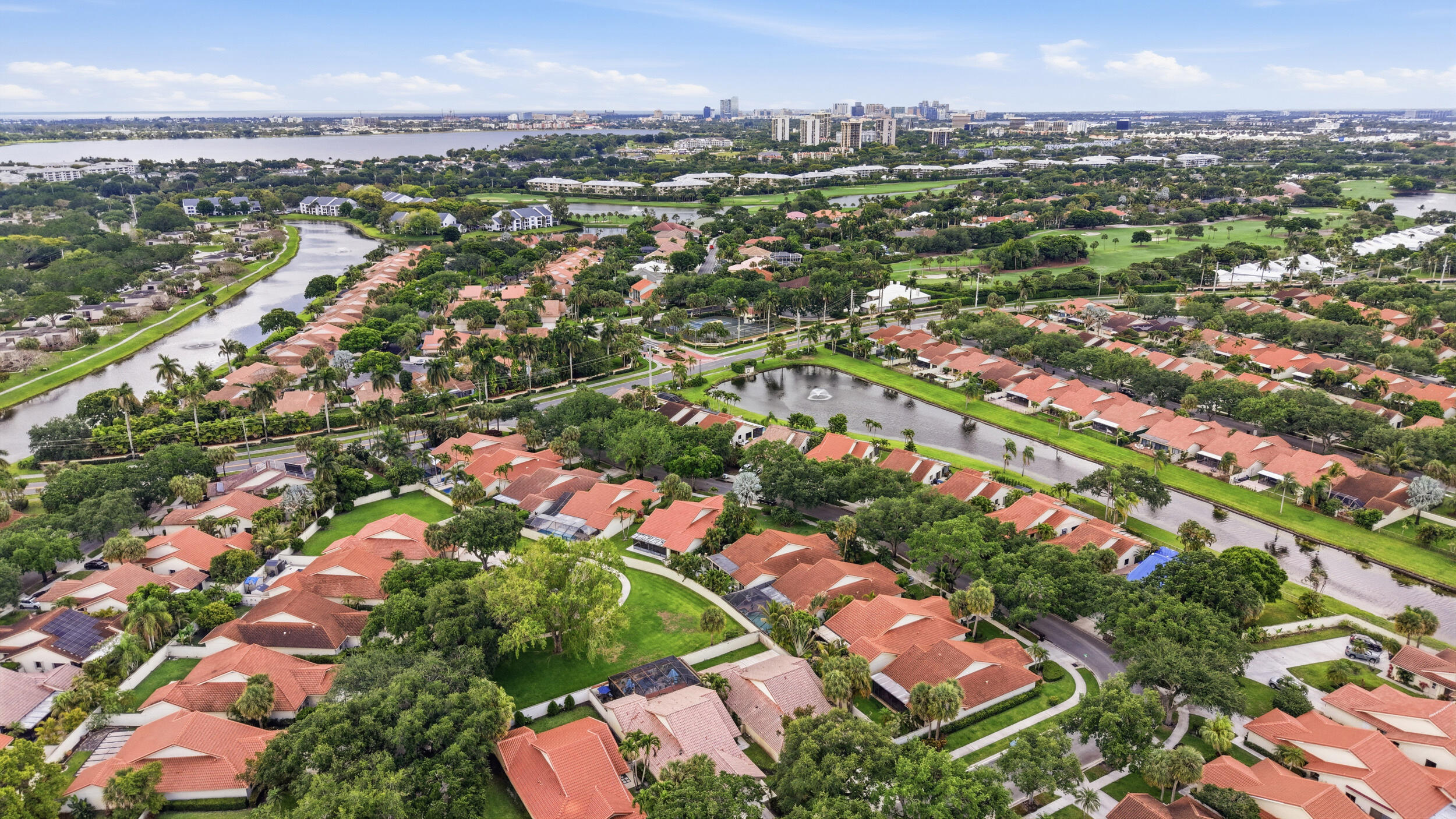 SARATOGA POINTE - Residential