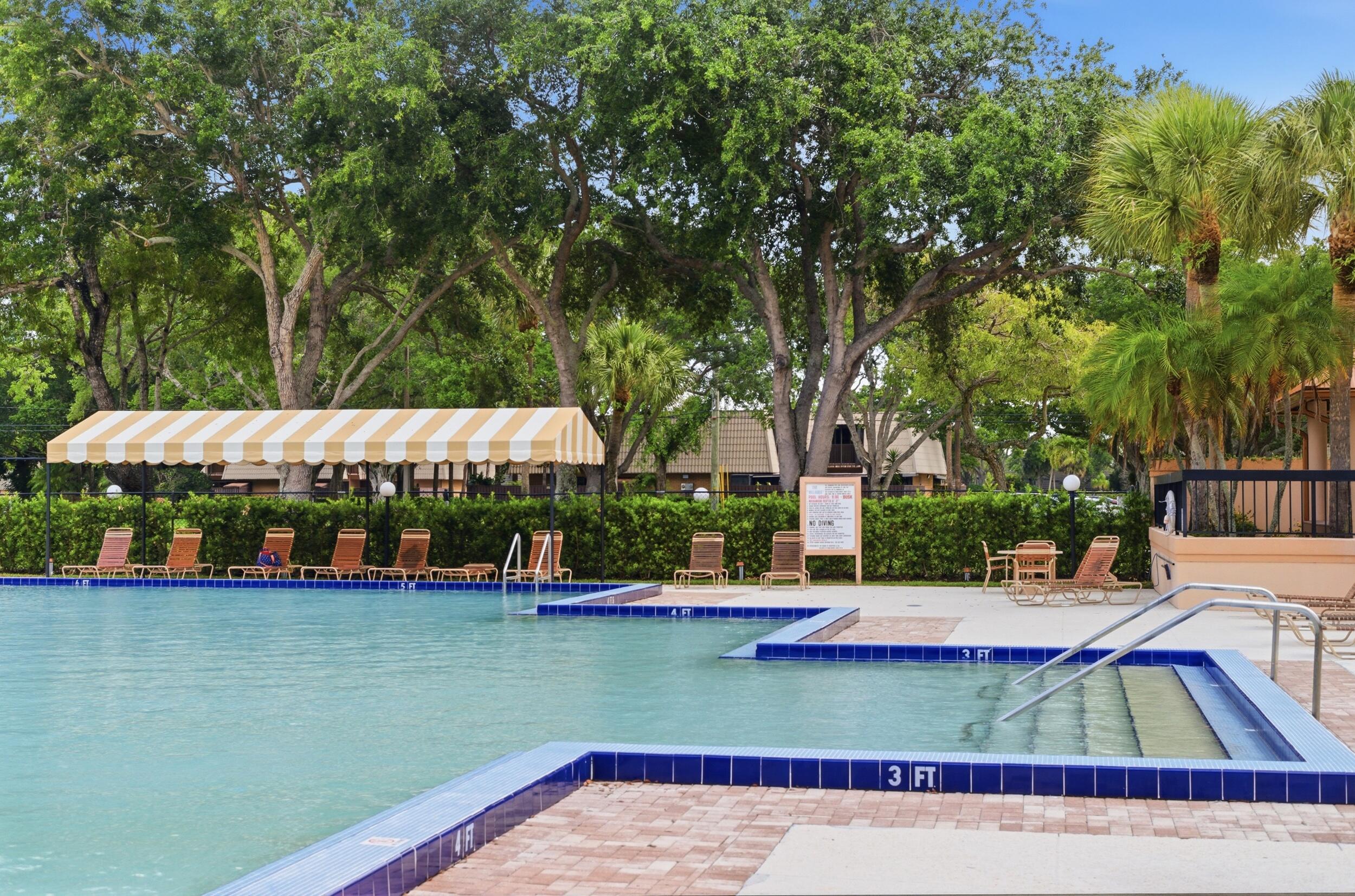 SARATOGA POINTE - Residential