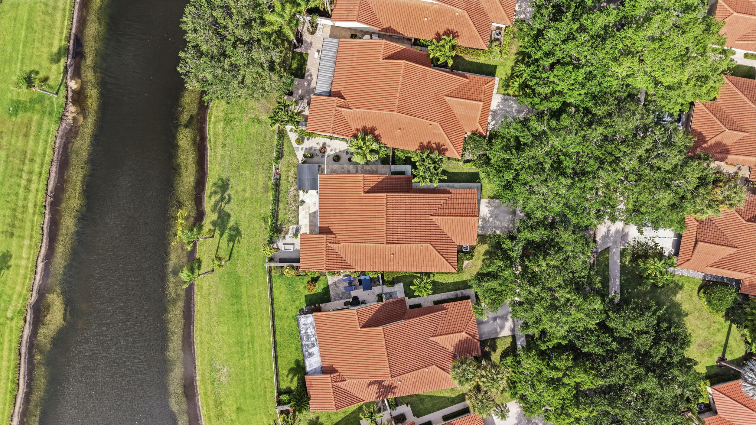 SARATOGA POINTE - Residential