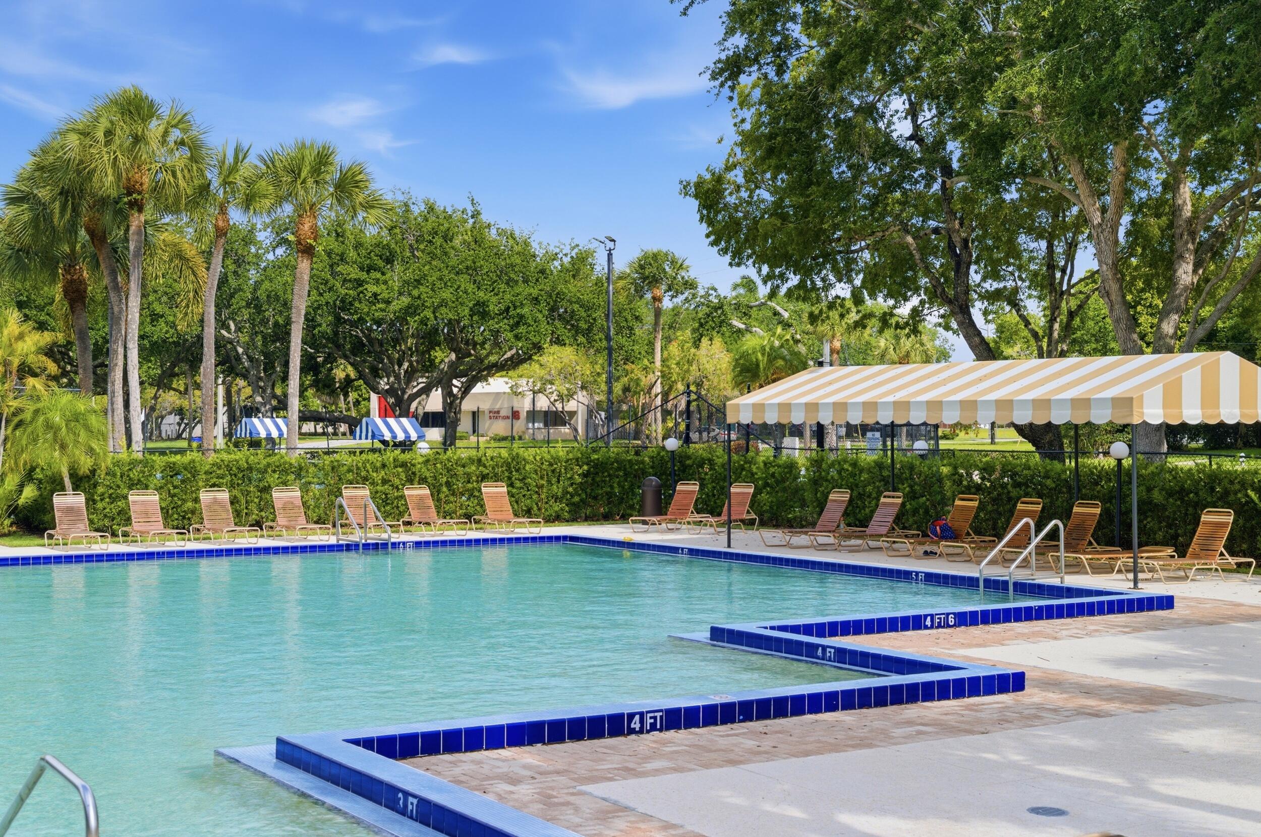 SARATOGA POINTE - Residential