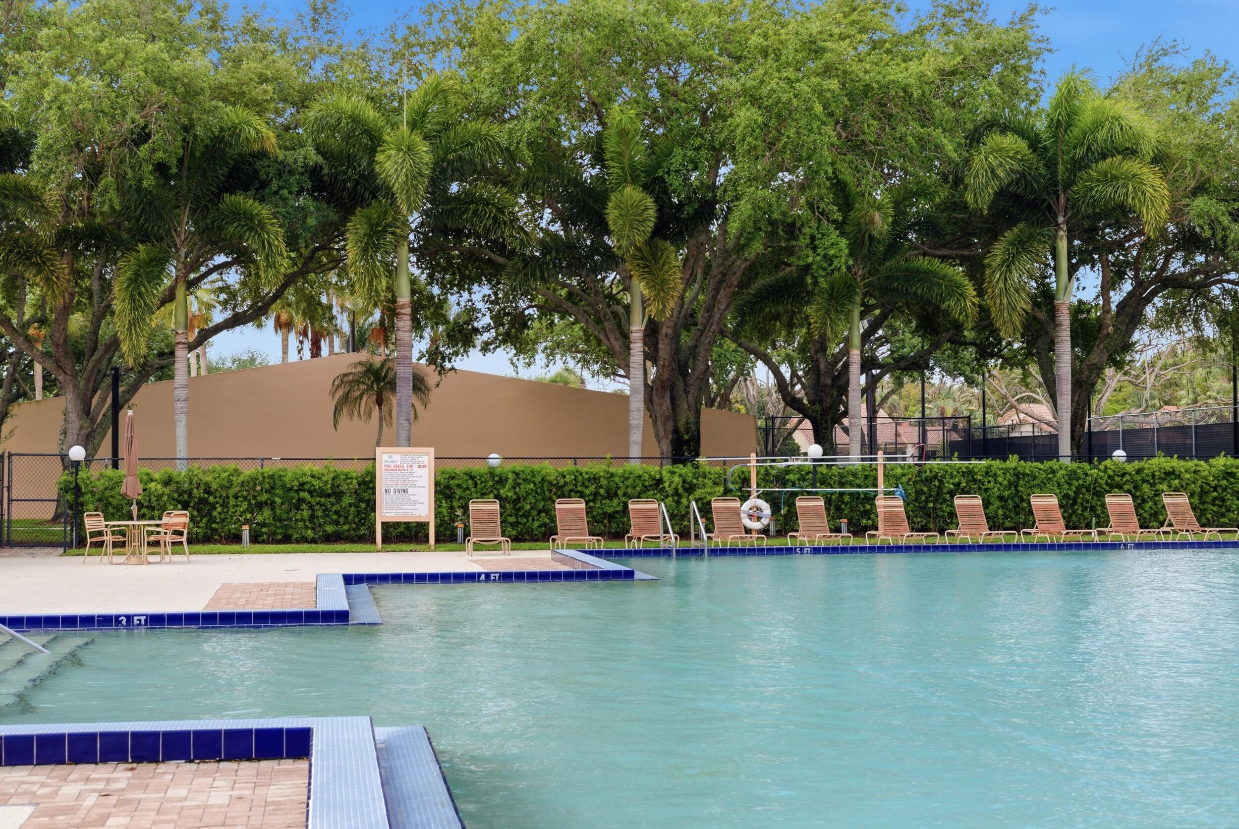 SARATOGA POINTE - Residential