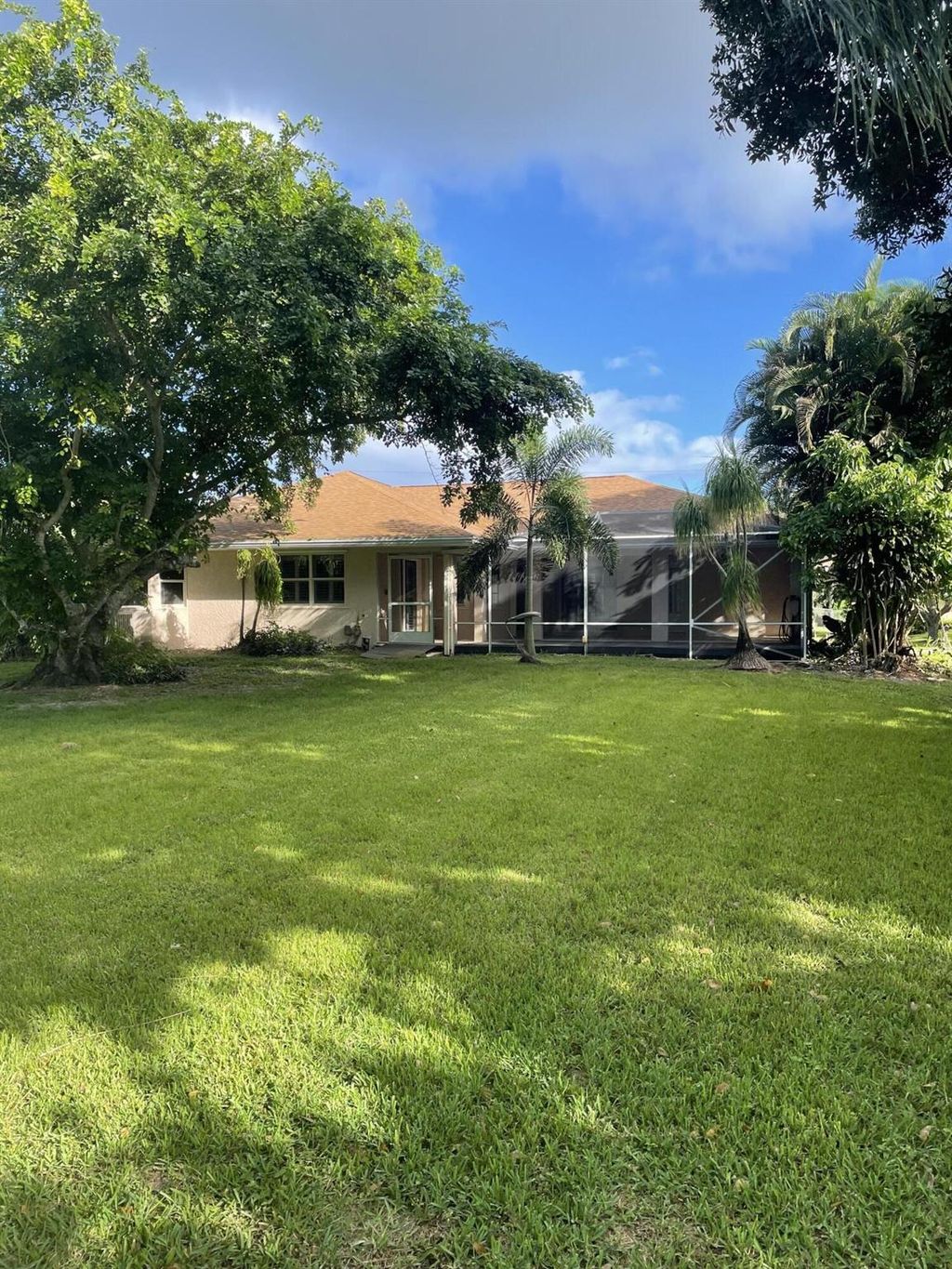 Photo of 8596 SE May Terrace, Hobe Sound, FL 33455 (MLS # R10925152)
