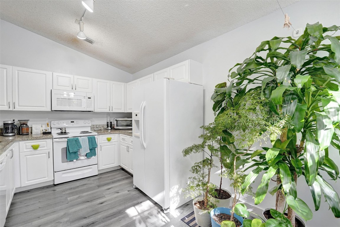 PIERPOINTE - Residential