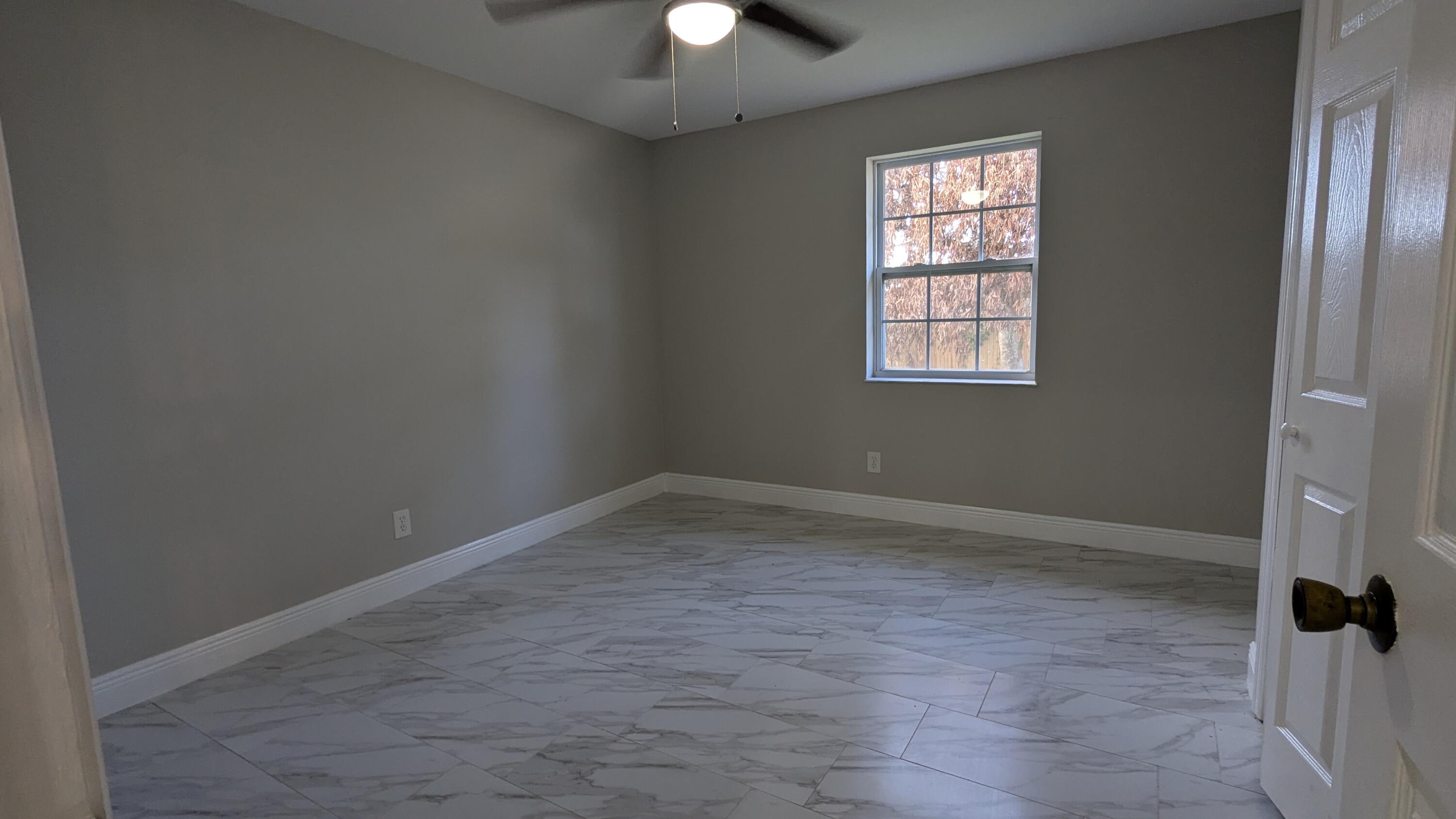 SEBASTIAN HIGHLANDS UNIT 10 - Residential