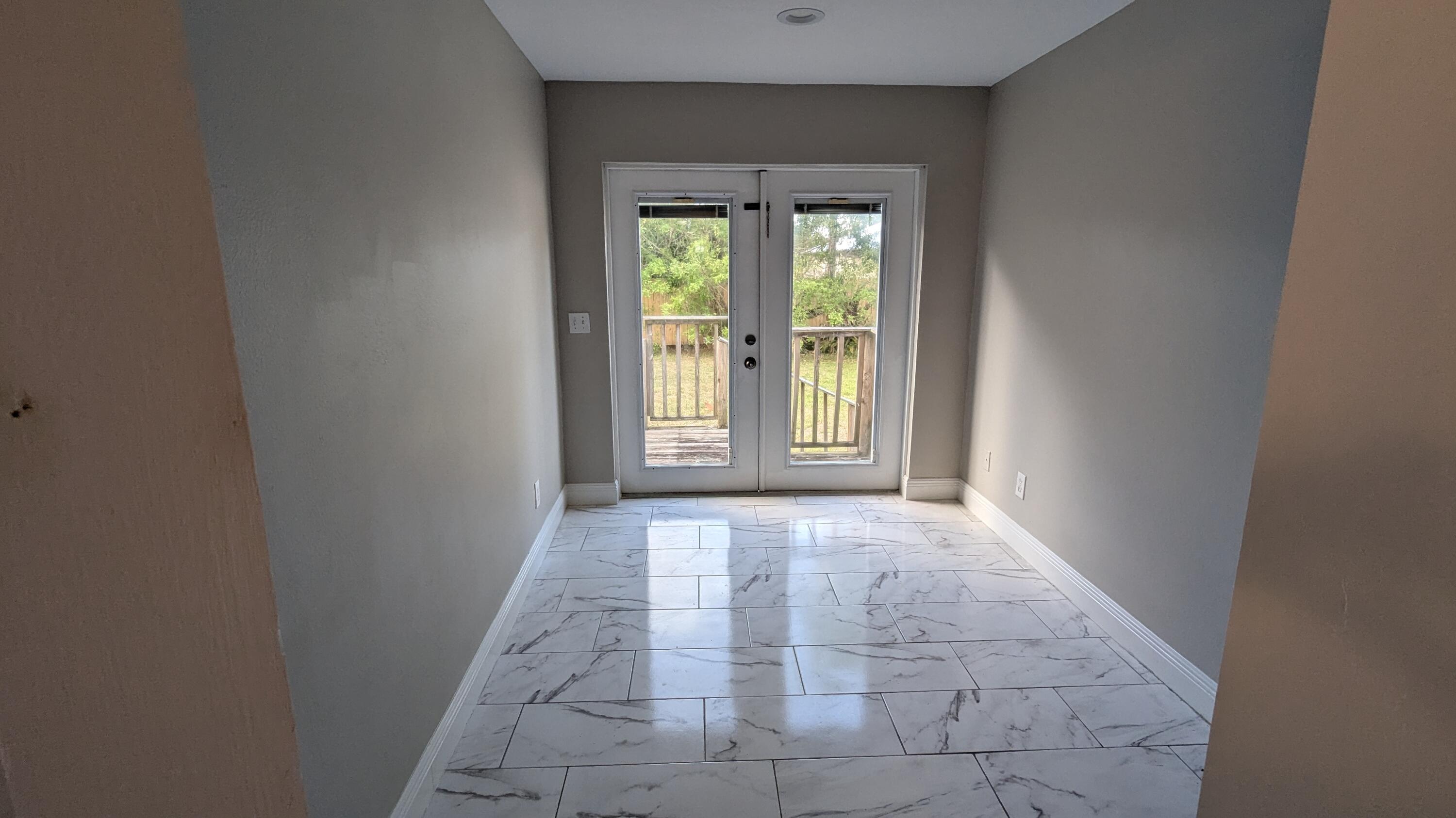 SEBASTIAN HIGHLANDS UNIT 10 - Residential