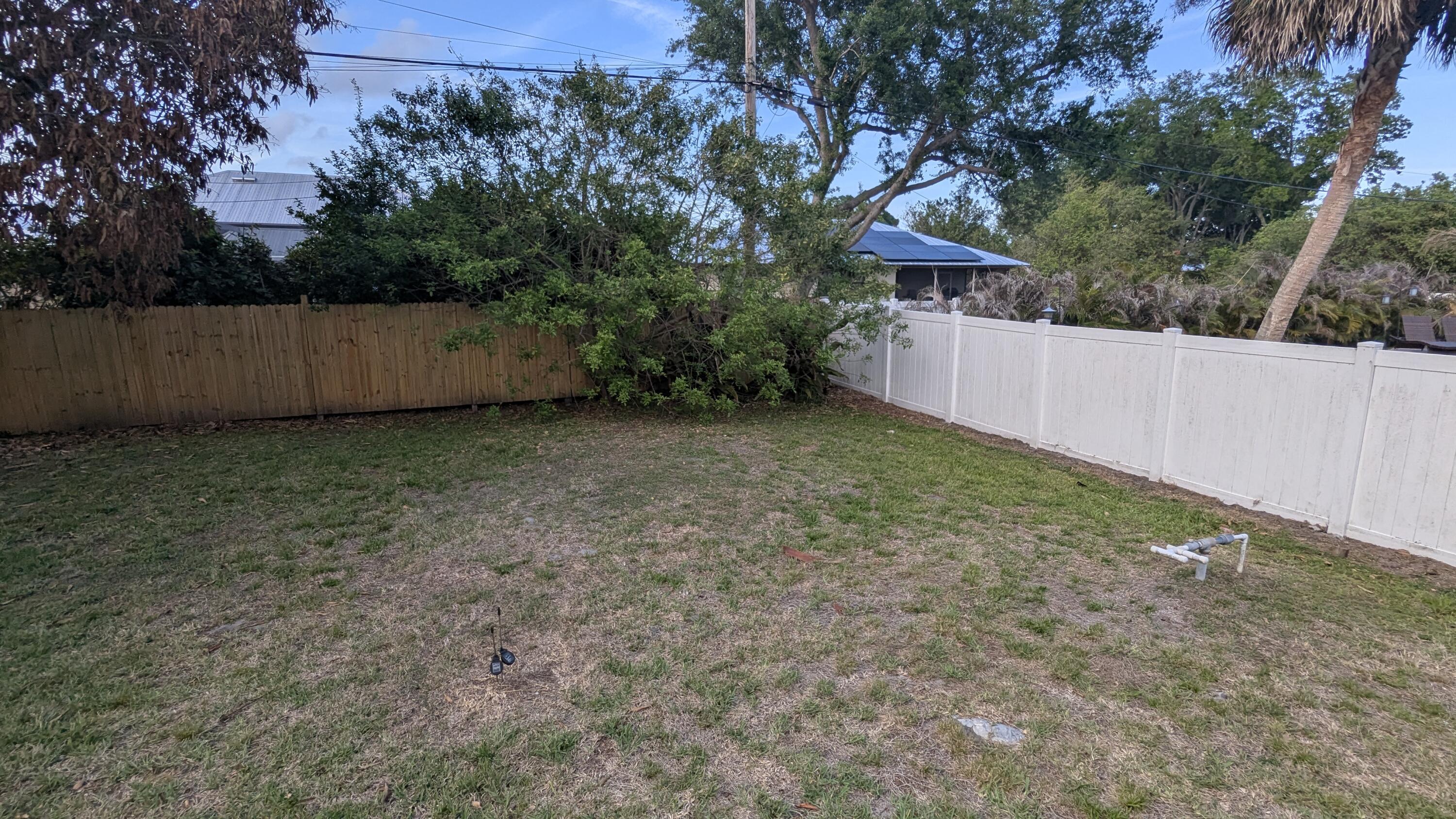 SEBASTIAN HIGHLANDS UNIT 10 - Residential