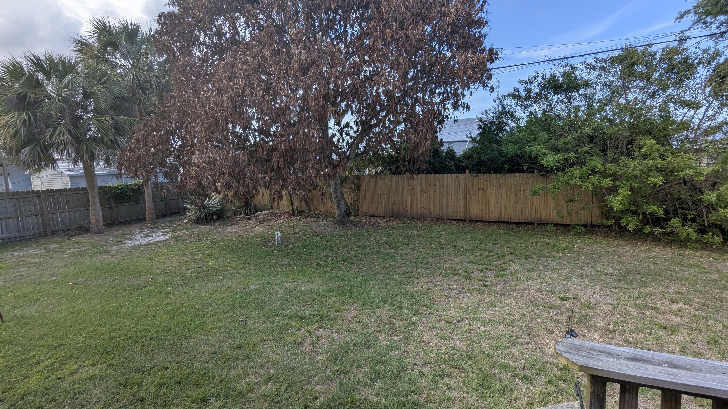 SEBASTIAN HIGHLANDS UNIT 10 - Residential