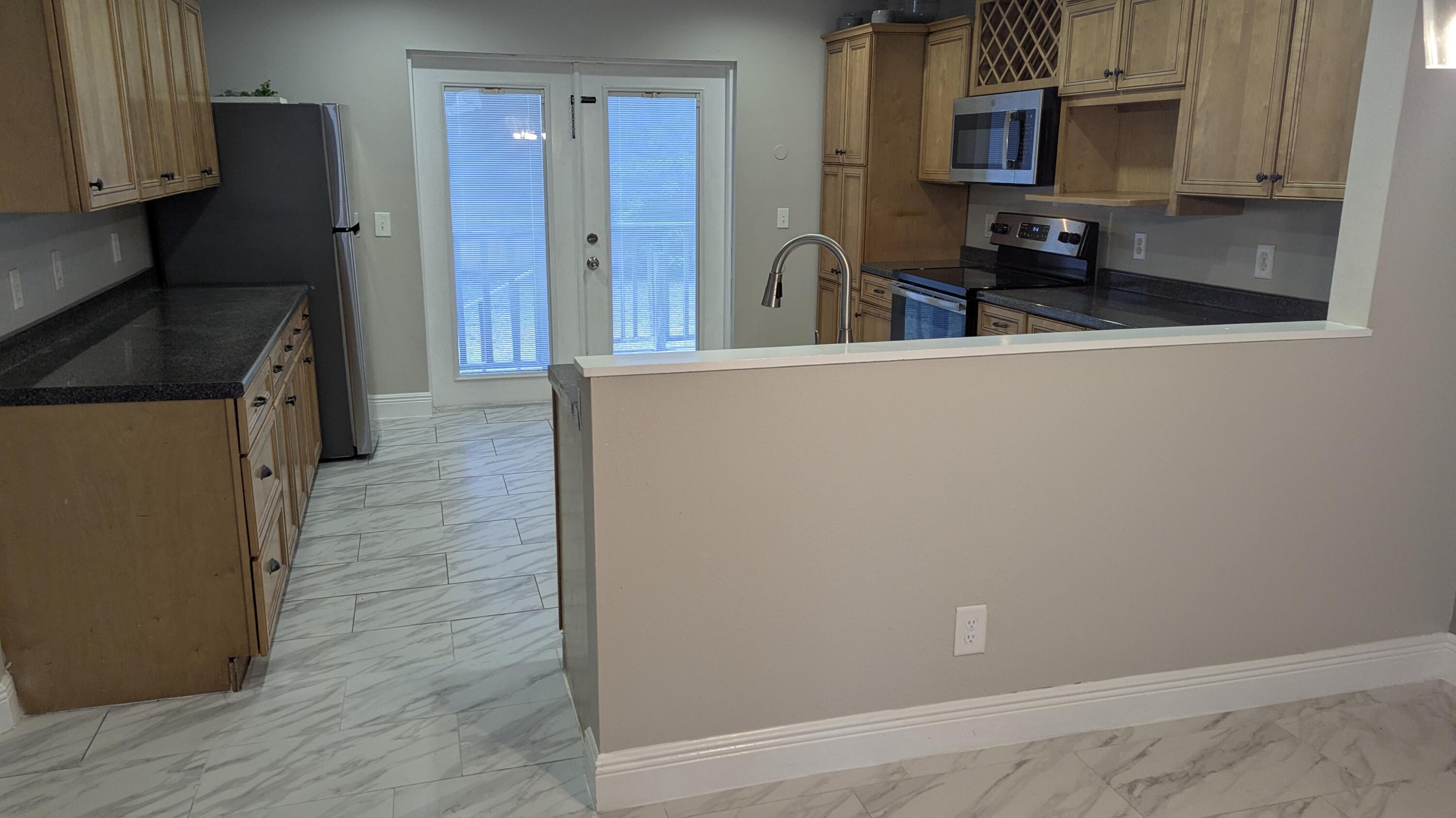 SEBASTIAN HIGHLANDS UNIT 10 - Residential