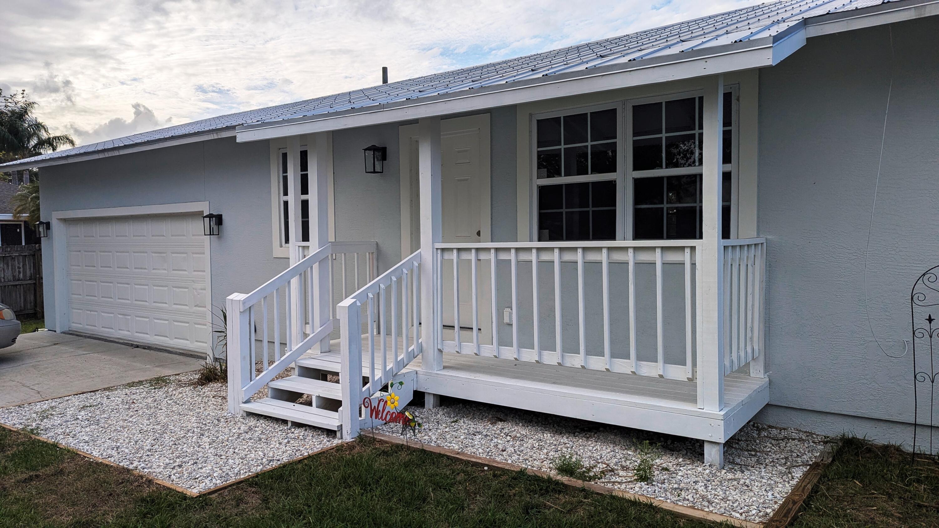 SEBASTIAN HIGHLANDS UNIT 10 - Residential